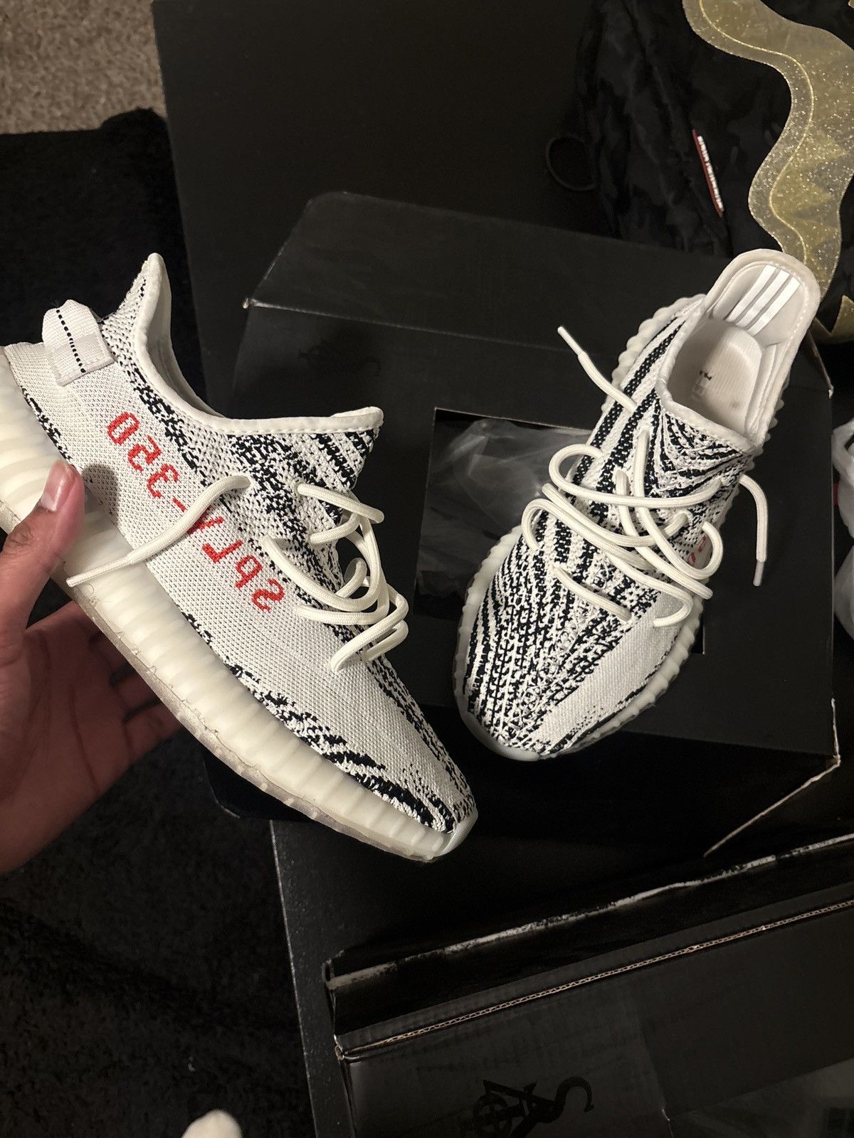 Yeezy Yeezy Boost 350 Zebra v2 Size US 10 / EU 43 - 1 Thumbnail