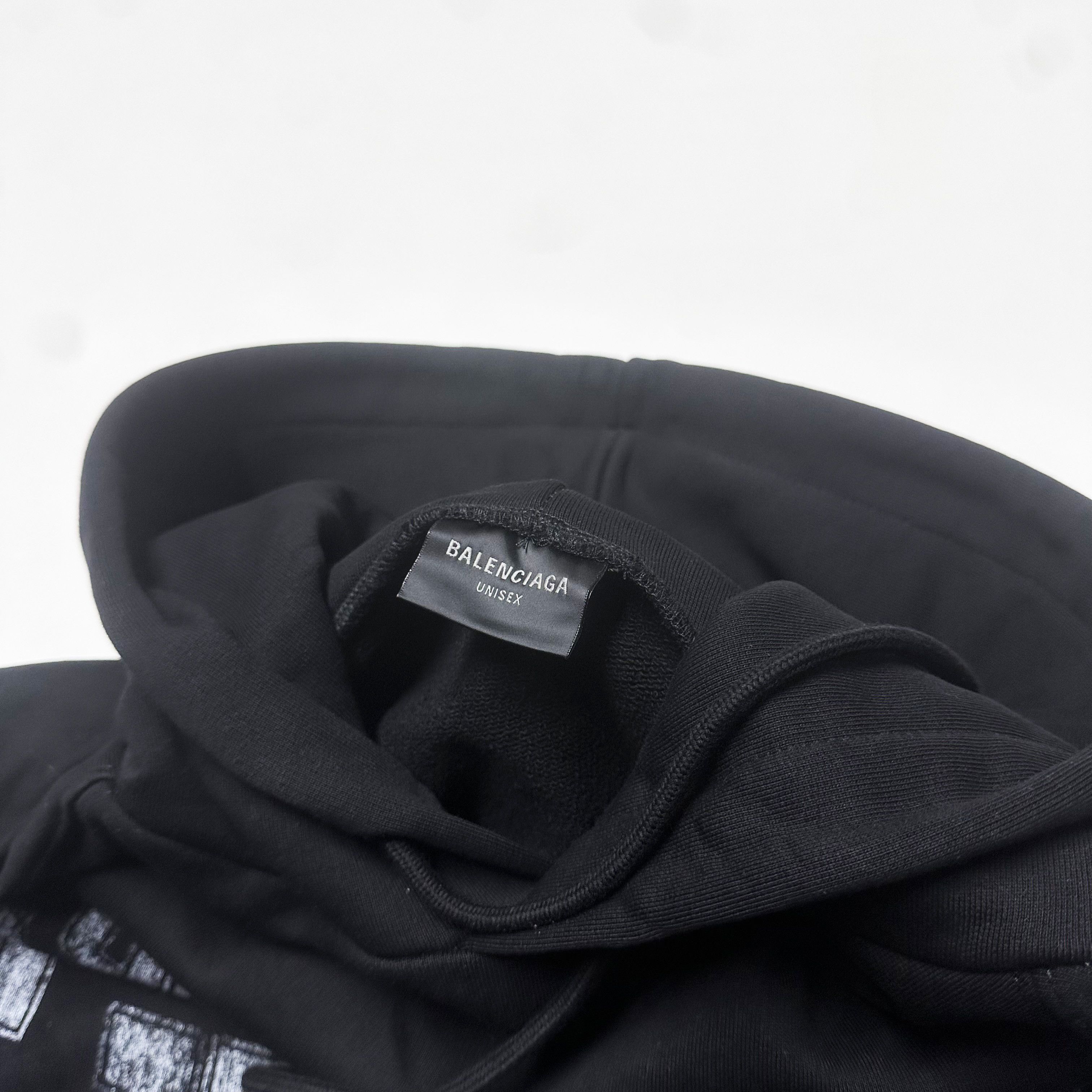 Balenciaga BALENCIAGA Paris Logo size M Black hoodie distressed medium Size US M / EU 48-50 / 2 - 6 Thumbnail