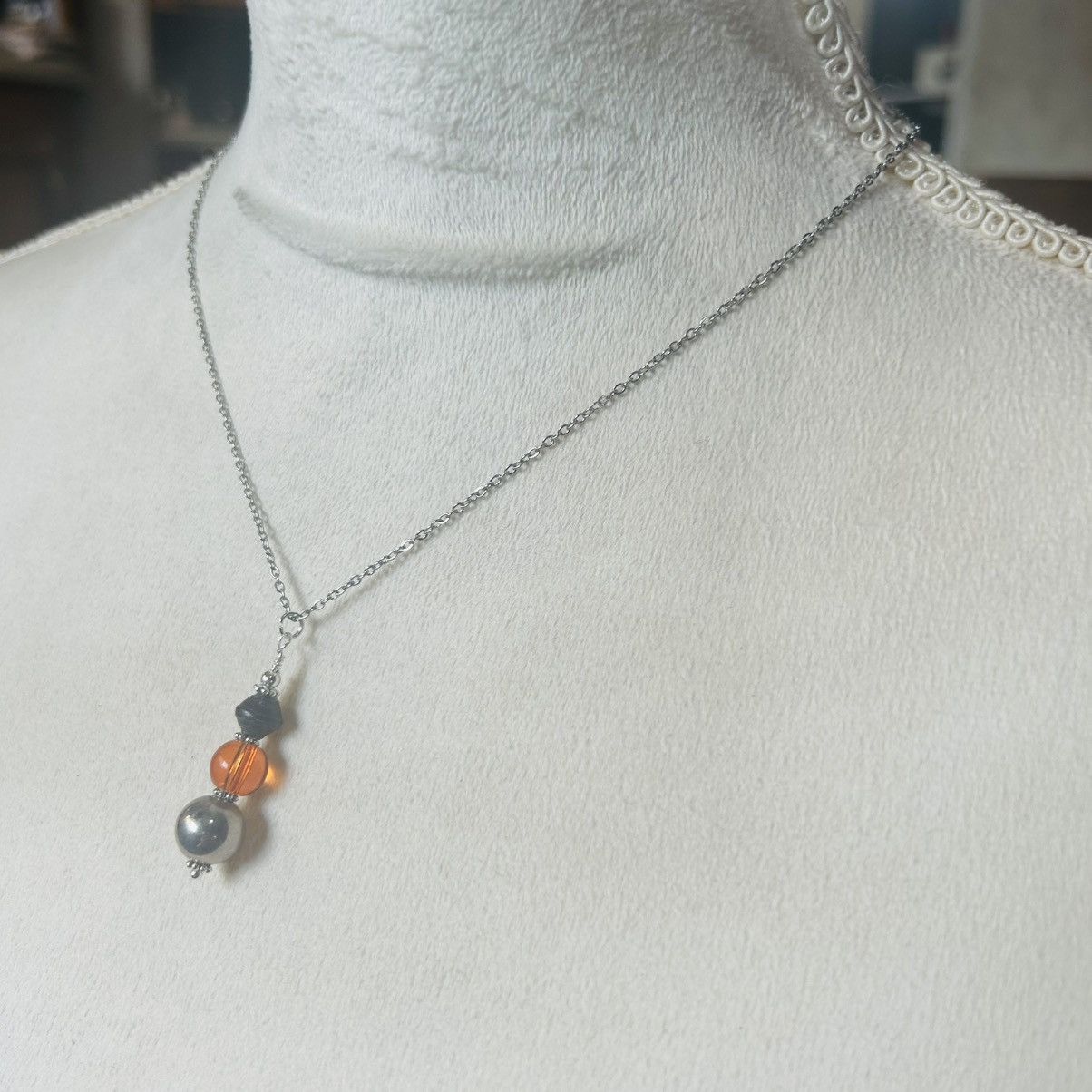 Handmade Handcrafted vintage bead drop pendant on chain necklace Size ONE SIZE - 4 Thumbnail