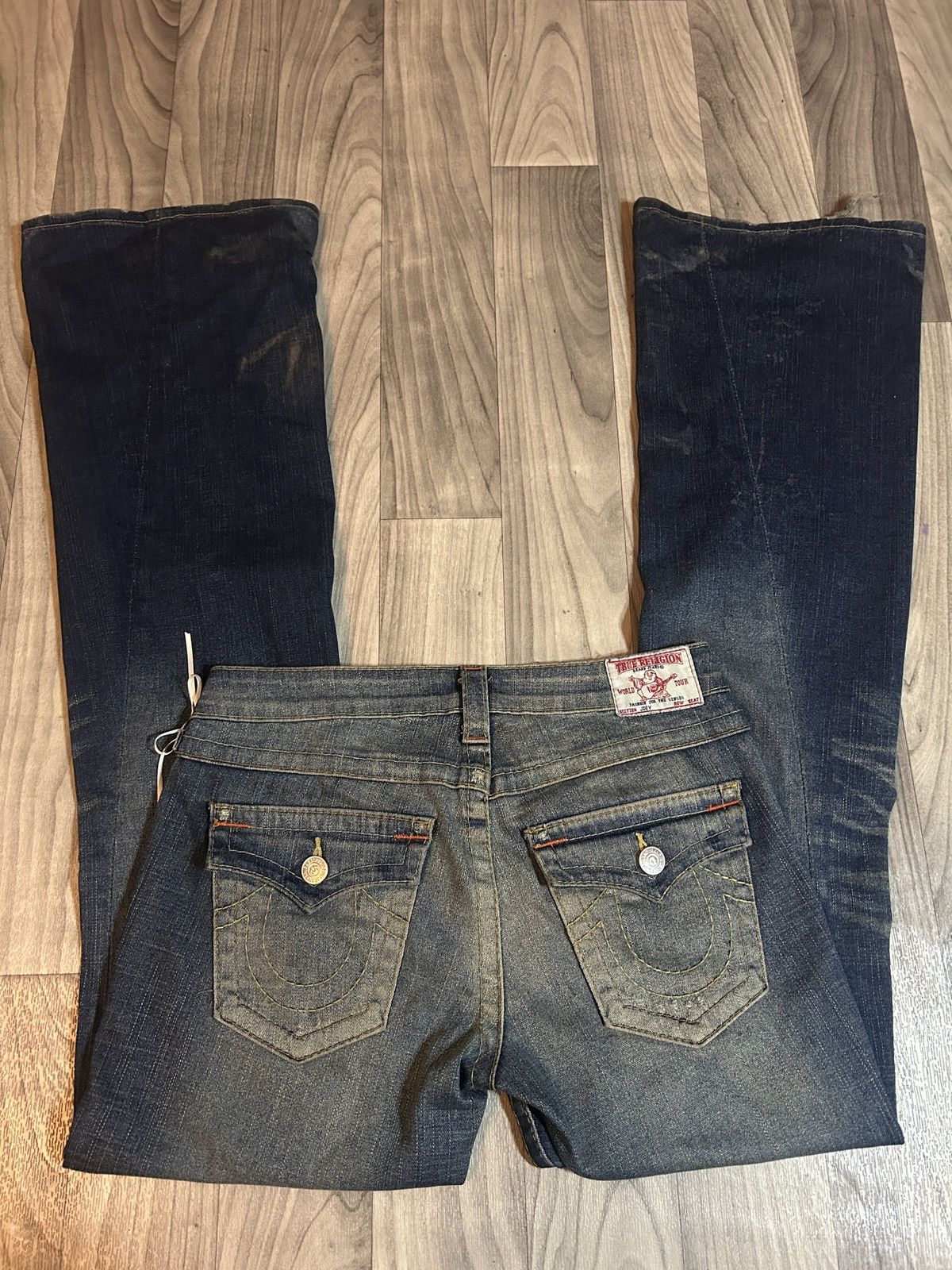 True Religion Women’s True Religion Size 28 Faded Flare Jeans Size 28" / US 6 / IT 42 - 3 Thumbnail