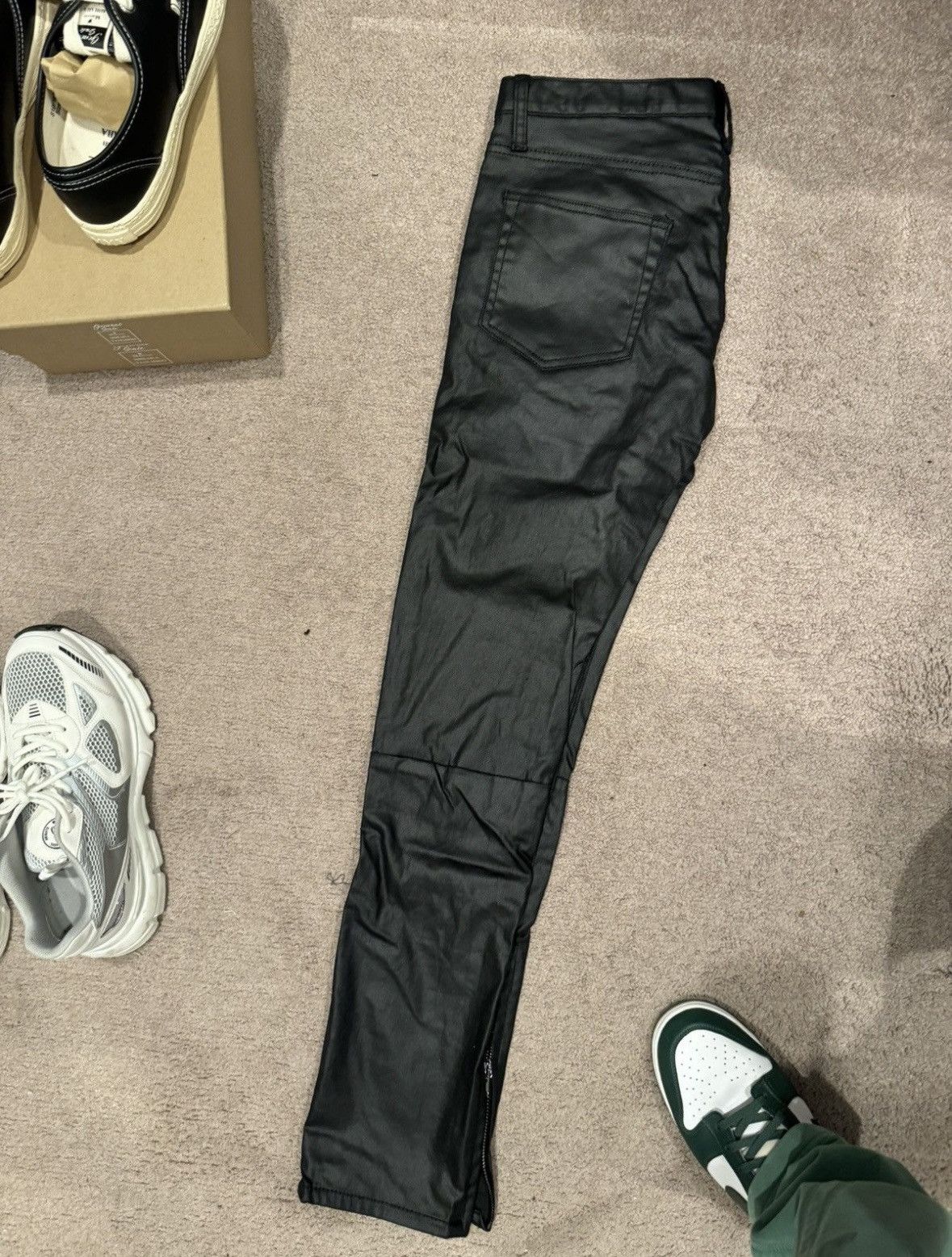MNML MNML Black Waxed Slim-Fit Denim Size US 30 / EU 46 - 3 Thumbnail