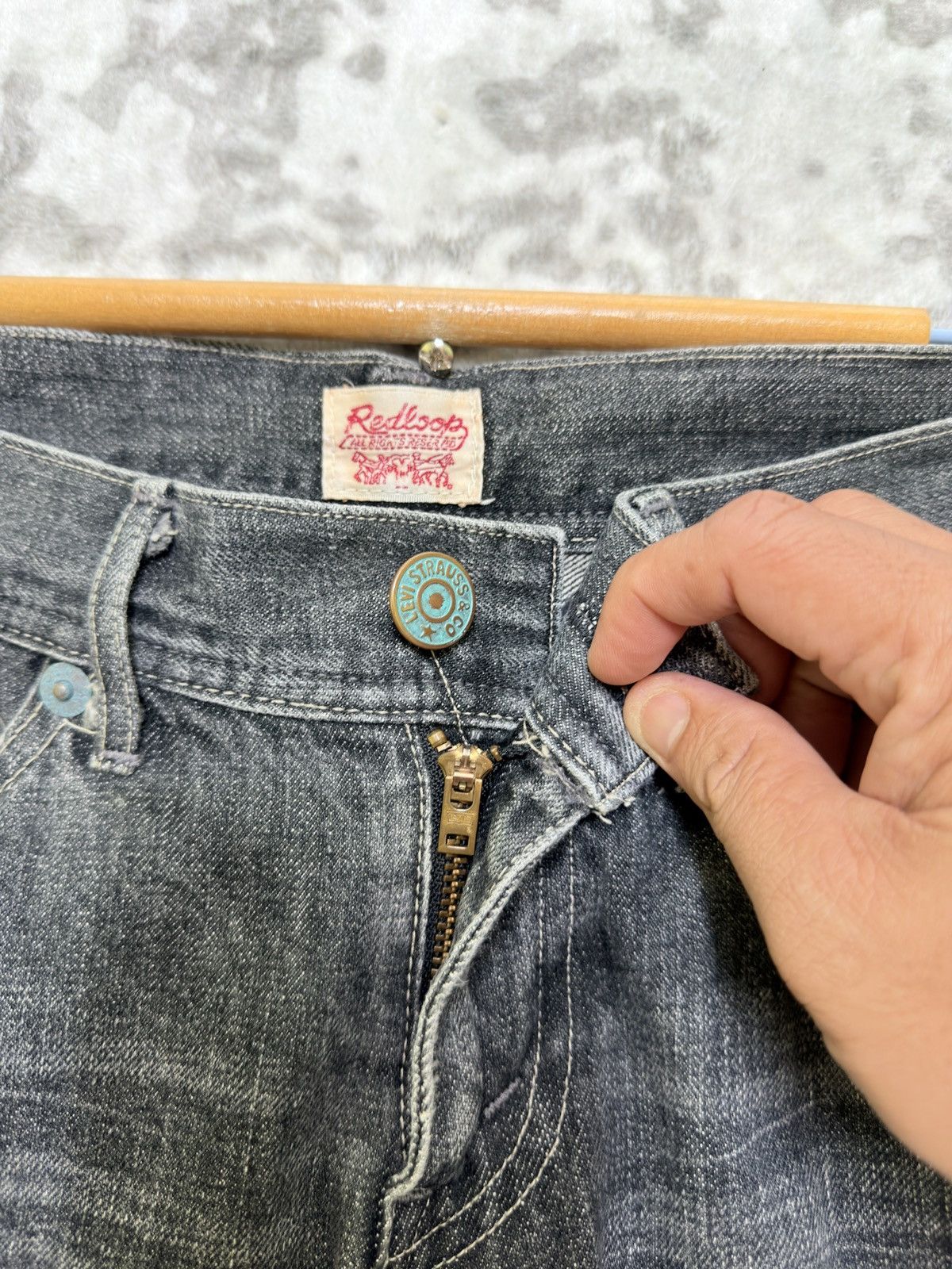 Levi's Vintage Levi’s Redloop Flare Y2K Bootcut Women Denim Size US 29 - 10 Thumbnail