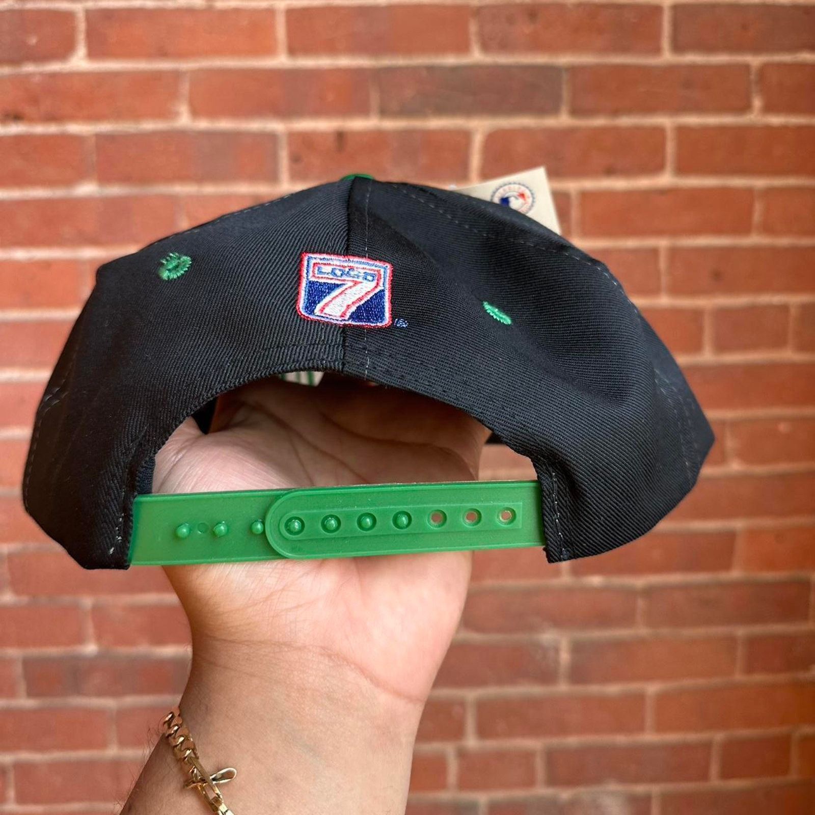 Logo 7 × Vintage Vintage Philadelphia Eagles Spell Out Snapback Hat Size ONE SIZE - 5 Thumbnail