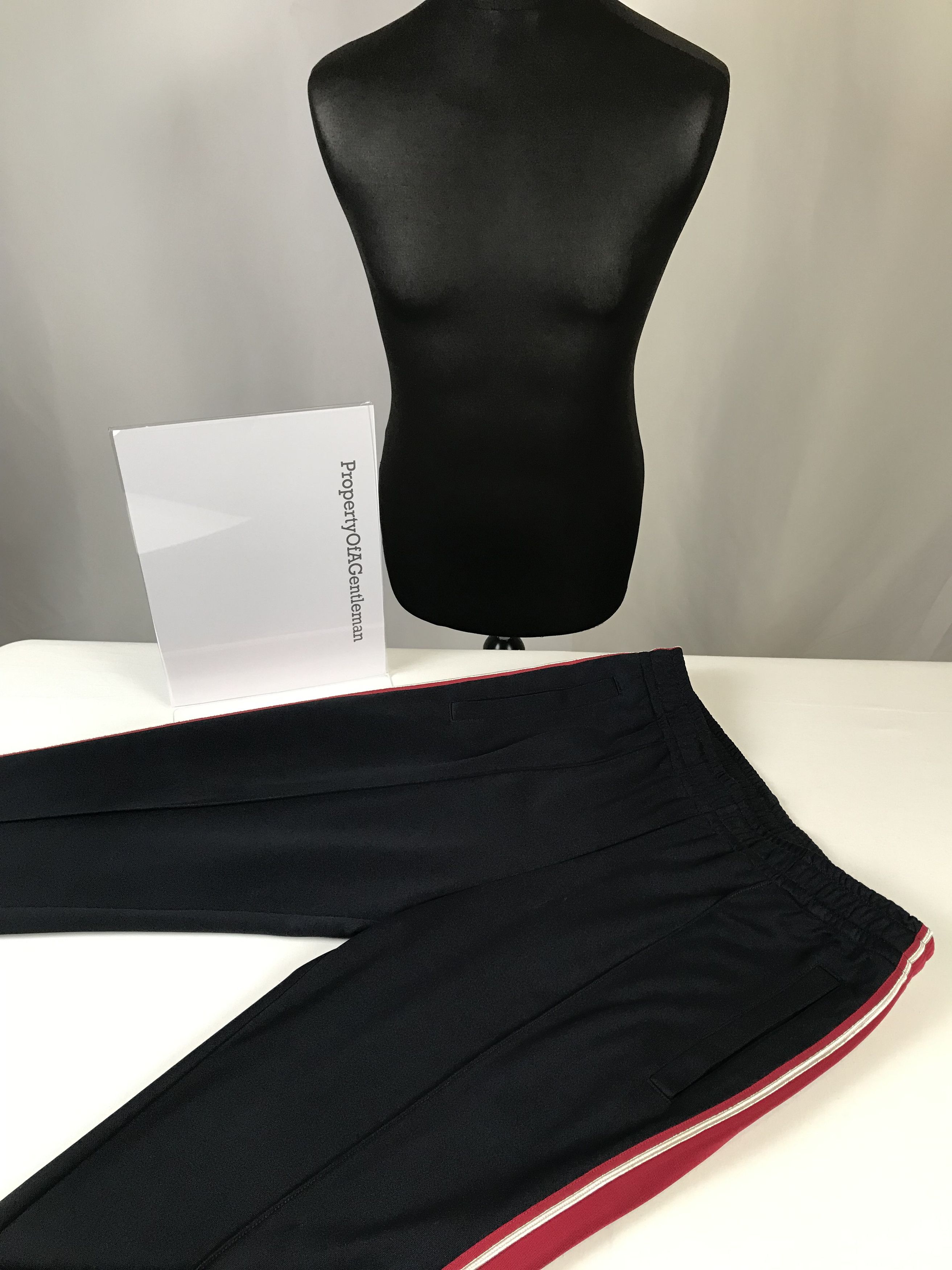 Gucci Men's Gucci Navy Trousers With Red Stripes Size US 32 / EU 48 - 1 Thumbnail