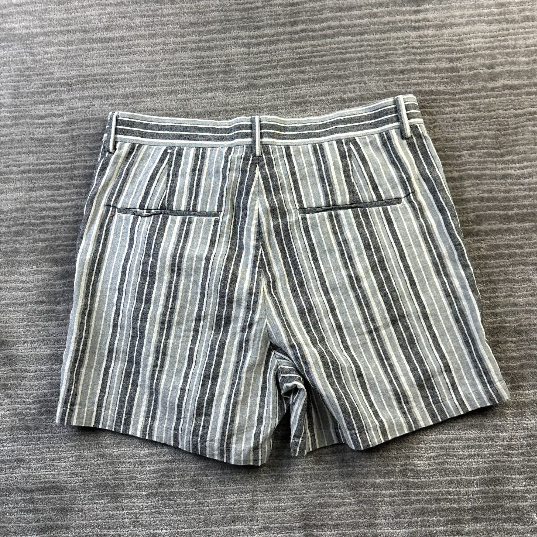 H&M H&M Shorts Mens 32 Gray Linen Blend Striped Preppy 5" Chino Pocket Drawstring Pockets Casual Summer Spring Beach 90s Mens Size US 32 / EU 48 - 2 Thumbnail