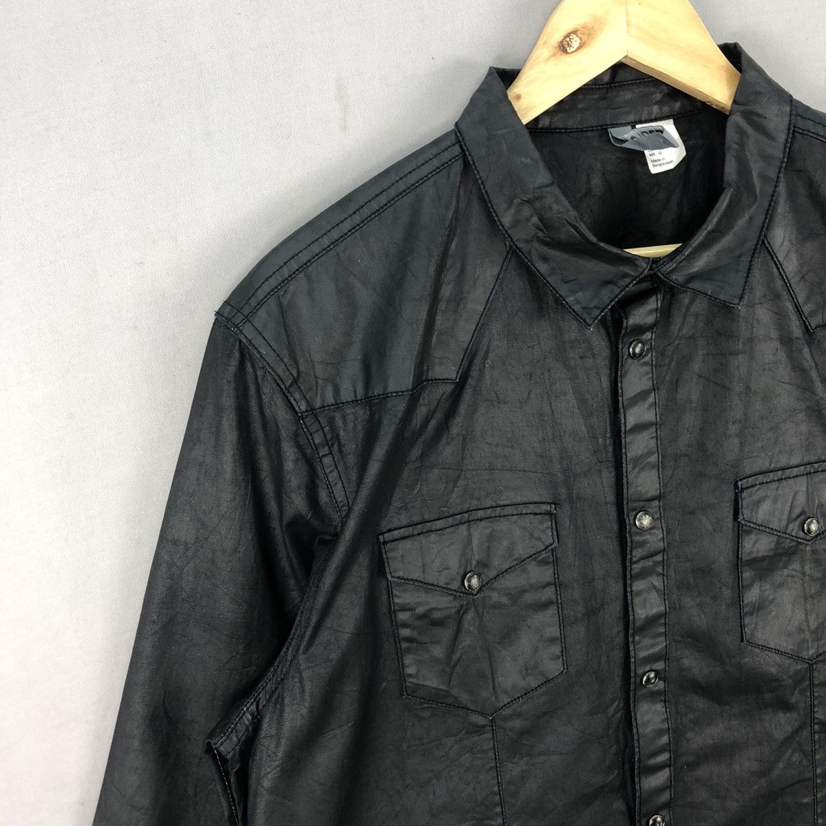 Divided Divided Button Up Wax Denim Shirts Size US L / EU 52-54 / 3 - 2 Thumbnail