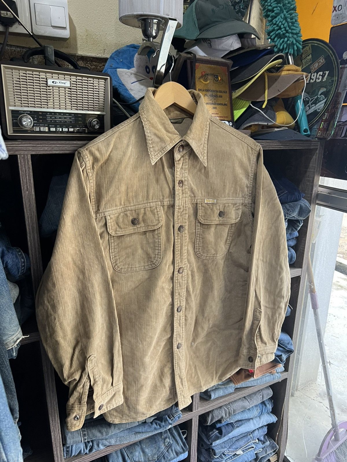 Japanese Brand 🔥Bison Corduroy Button Jacket Size US S / EU 44-46 / 1 - 8 Thumbnail