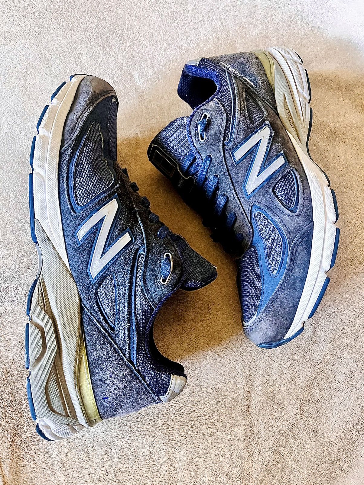 New Balance New Balance 990v4 - Navy / White (11M) Size US 11 / EU 44 - 4 Thumbnail