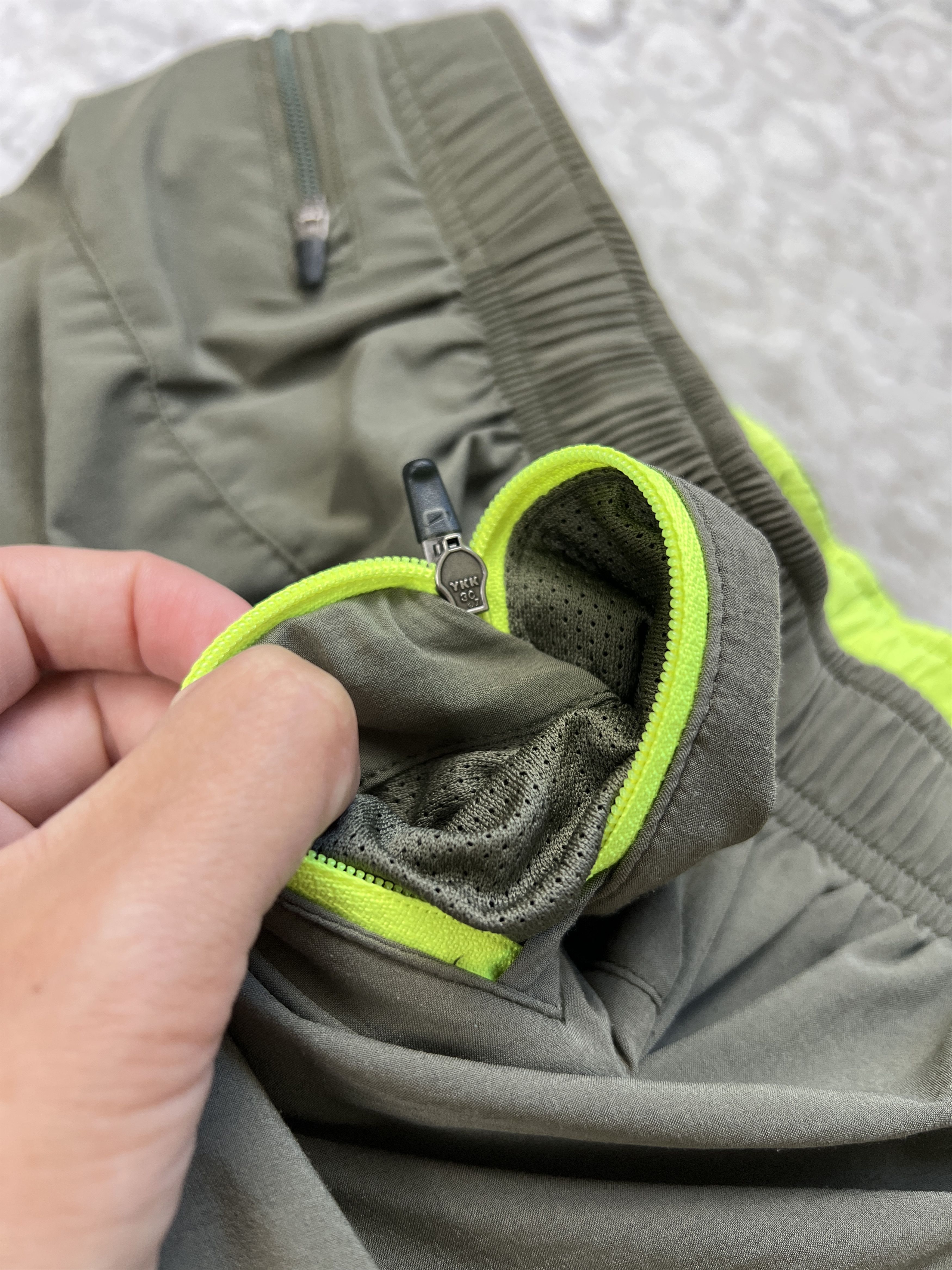 Nike Nike Dri-FIT 2-in-1 Running Training Shorts Sequoia Volt Size US 32 / EU 48 - 10 Thumbnail