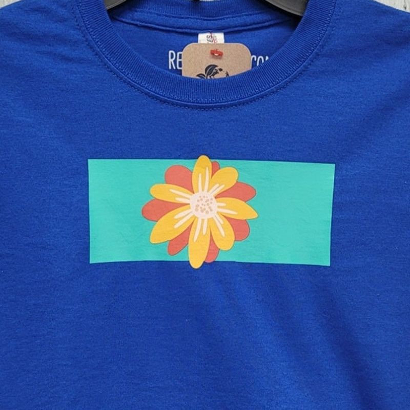Jerzees New Hand Printed Kids XS Flower Short Sleeve PolyCotton Tee Size US XS / EU 42 / 0 - 2 Thumbnail