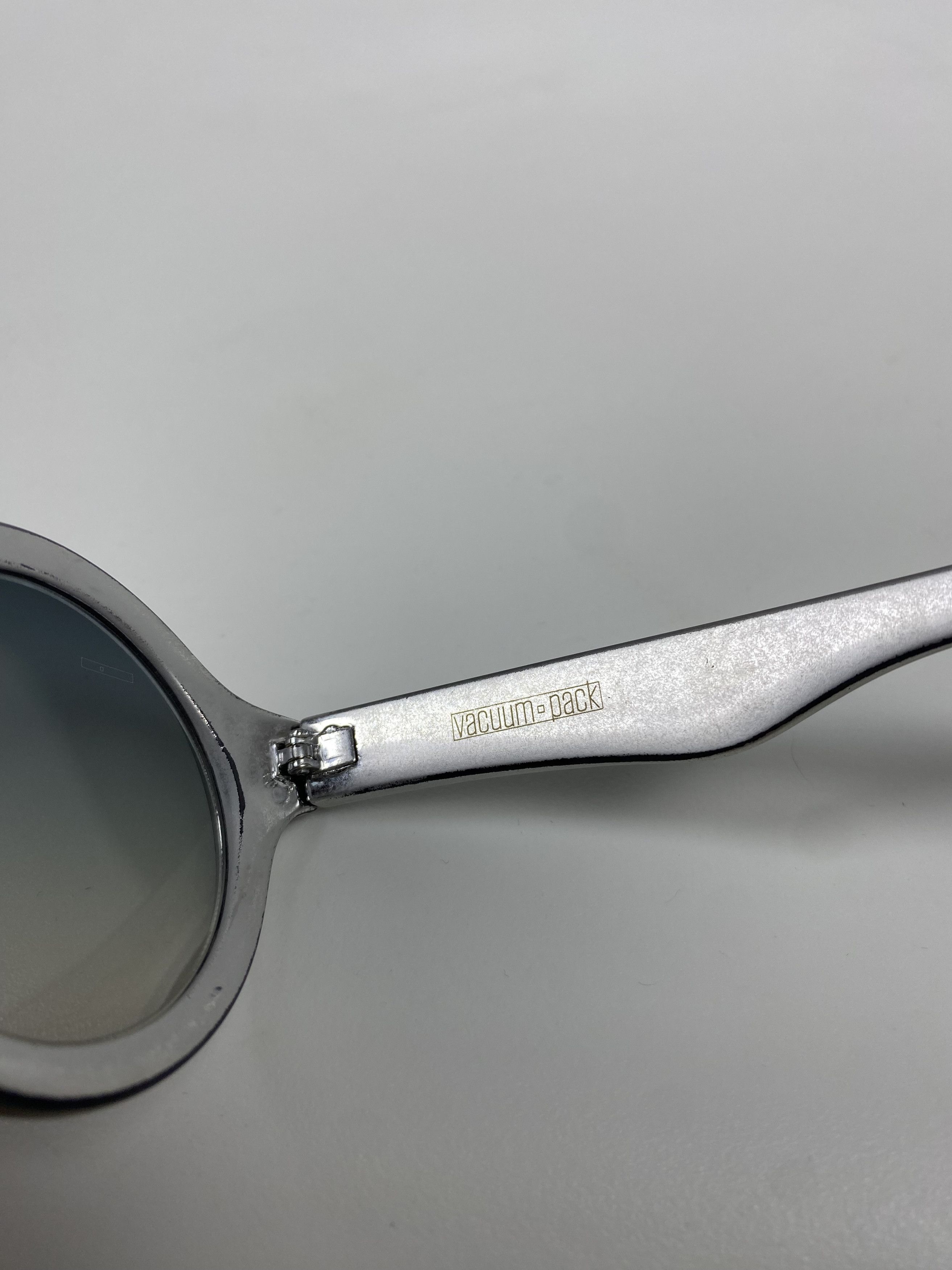 Other Vacuum Pack Sunglasses Otis Silver fabric damaged stylized Size ONE SIZE - 8 Thumbnail