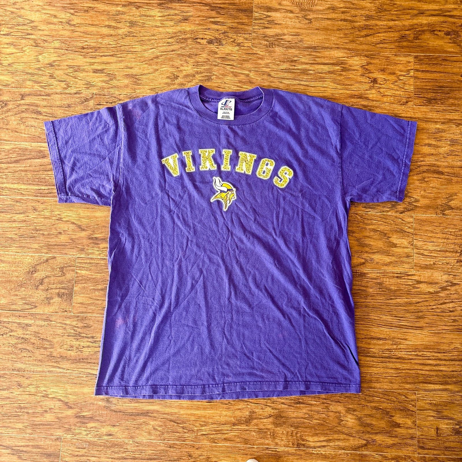 Logo Athletic × NFL Vtg MN Vikings NFL Football Logo Athletic Purple Shirt Size US XL / EU 56 / 4 - 1 Thumbnail