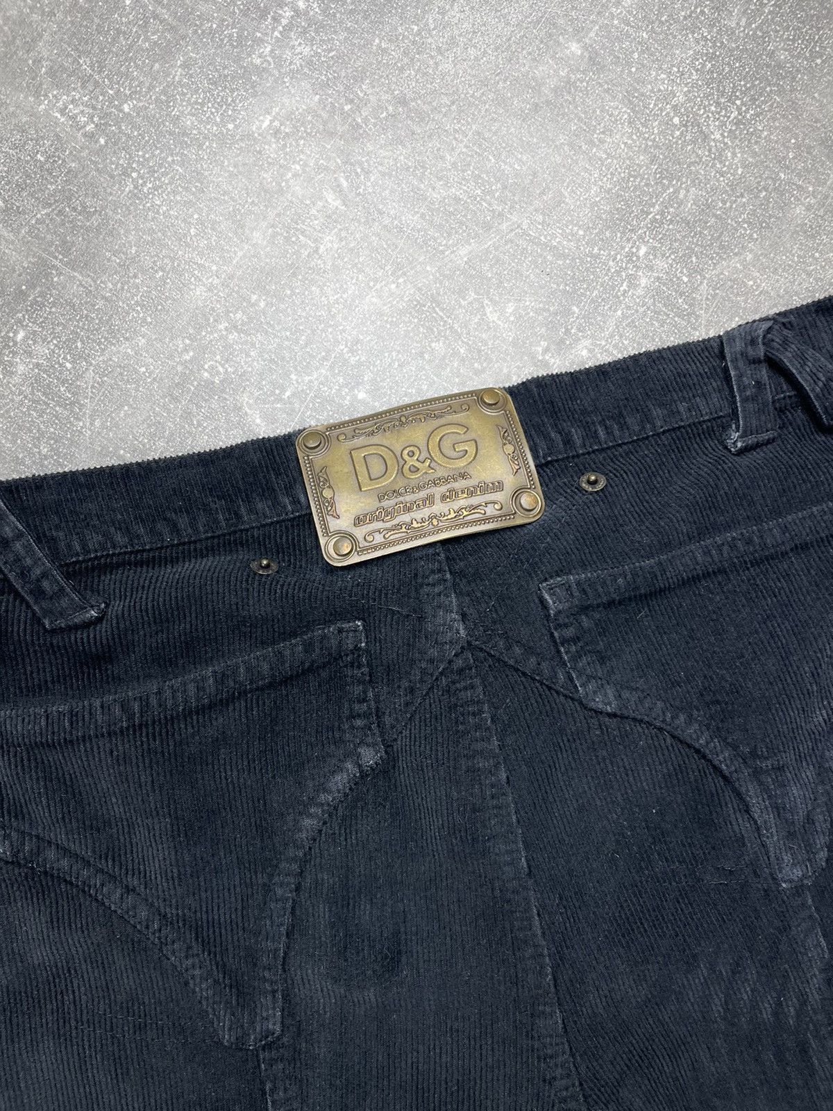 Dolce & Gabbana × Vintage Dolce & Gabbana Navy Blue Corduroy Logo Flared Pants Size 28" / US 6 / IT 42 - 5 Thumbnail