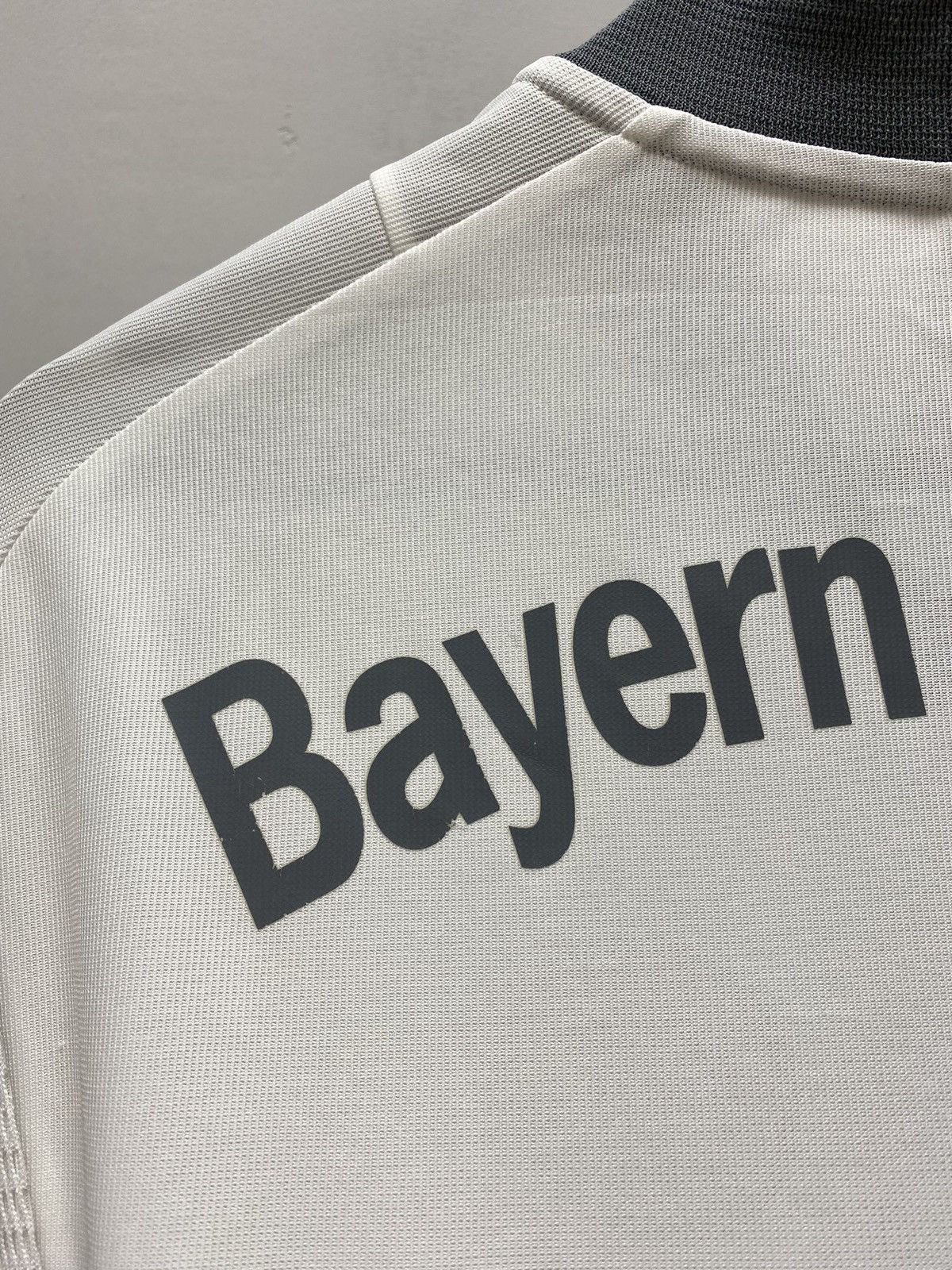 Adidas × Vintage Adidas Bayern Munich 2002 2004 Away Soccer Football Jersey Size US XL / EU 56 / 4 - 17 Thumbnail