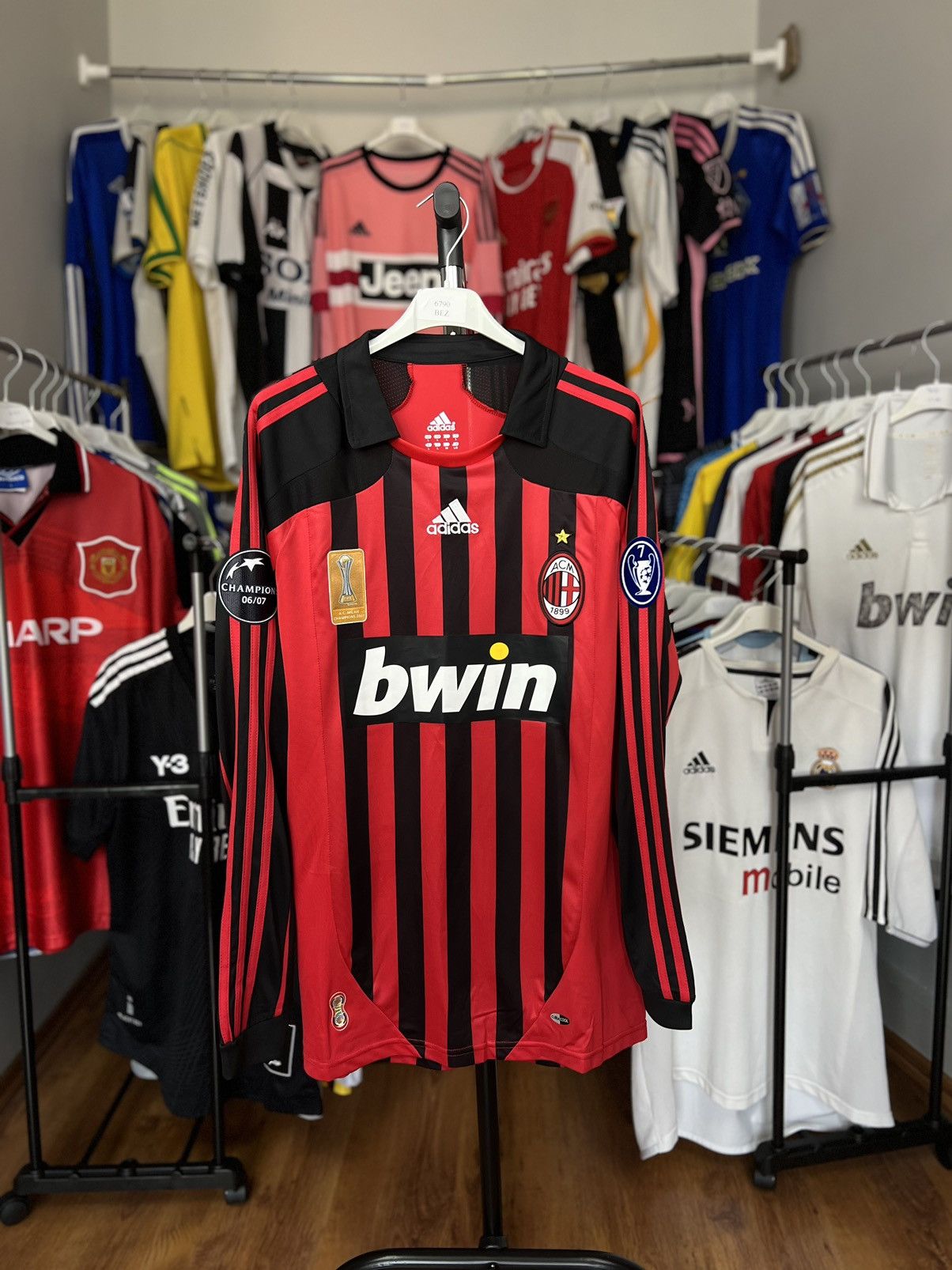 Adidas Jersey Adidas Milan 2007/08 Kaká #8 Size US L / EU 52-54 / 3 - 2 Thumbnail