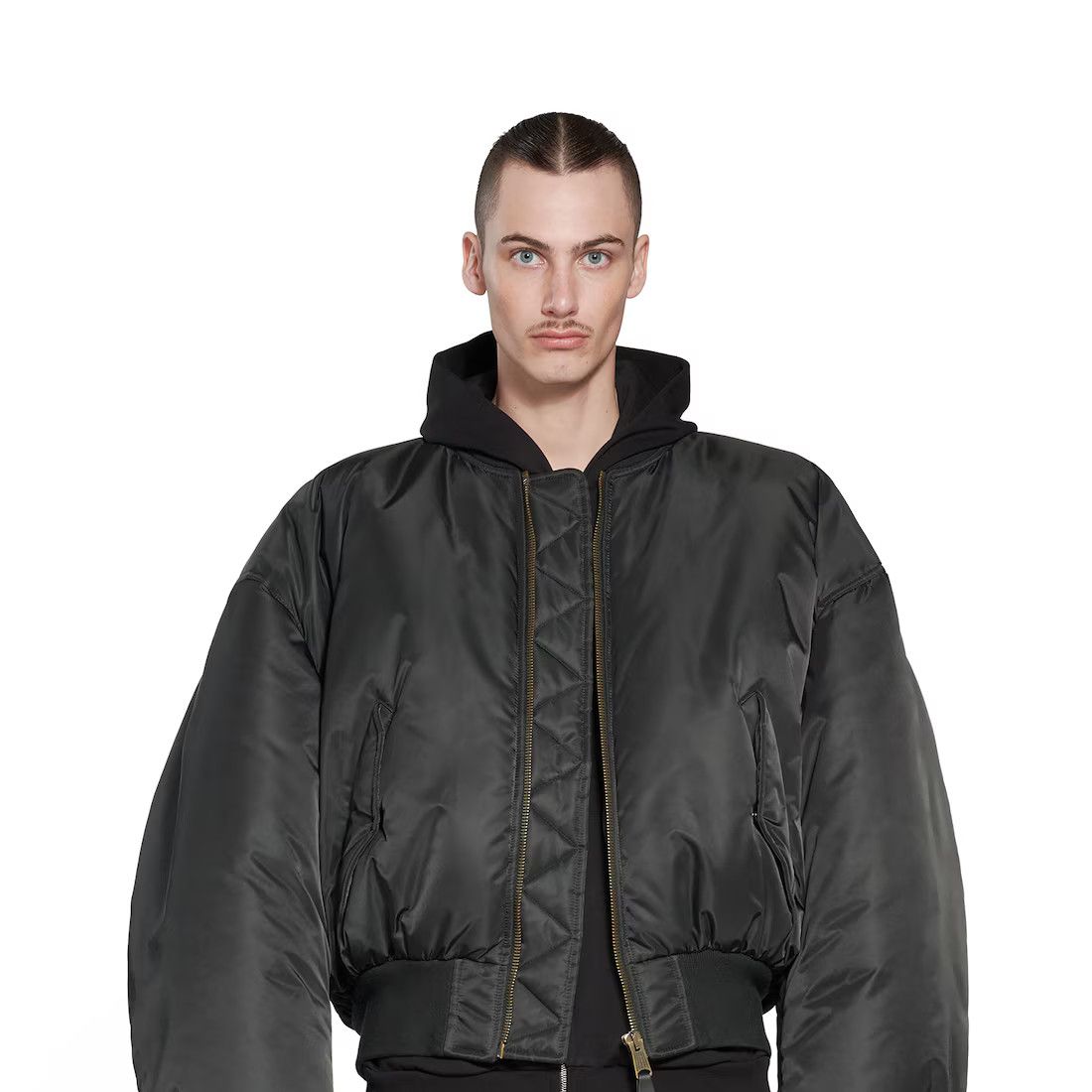 Balenciaga o1in1g0225 Bomber Jacket in Black Size US L / EU 52-54 / 3 - 6 Thumbnail