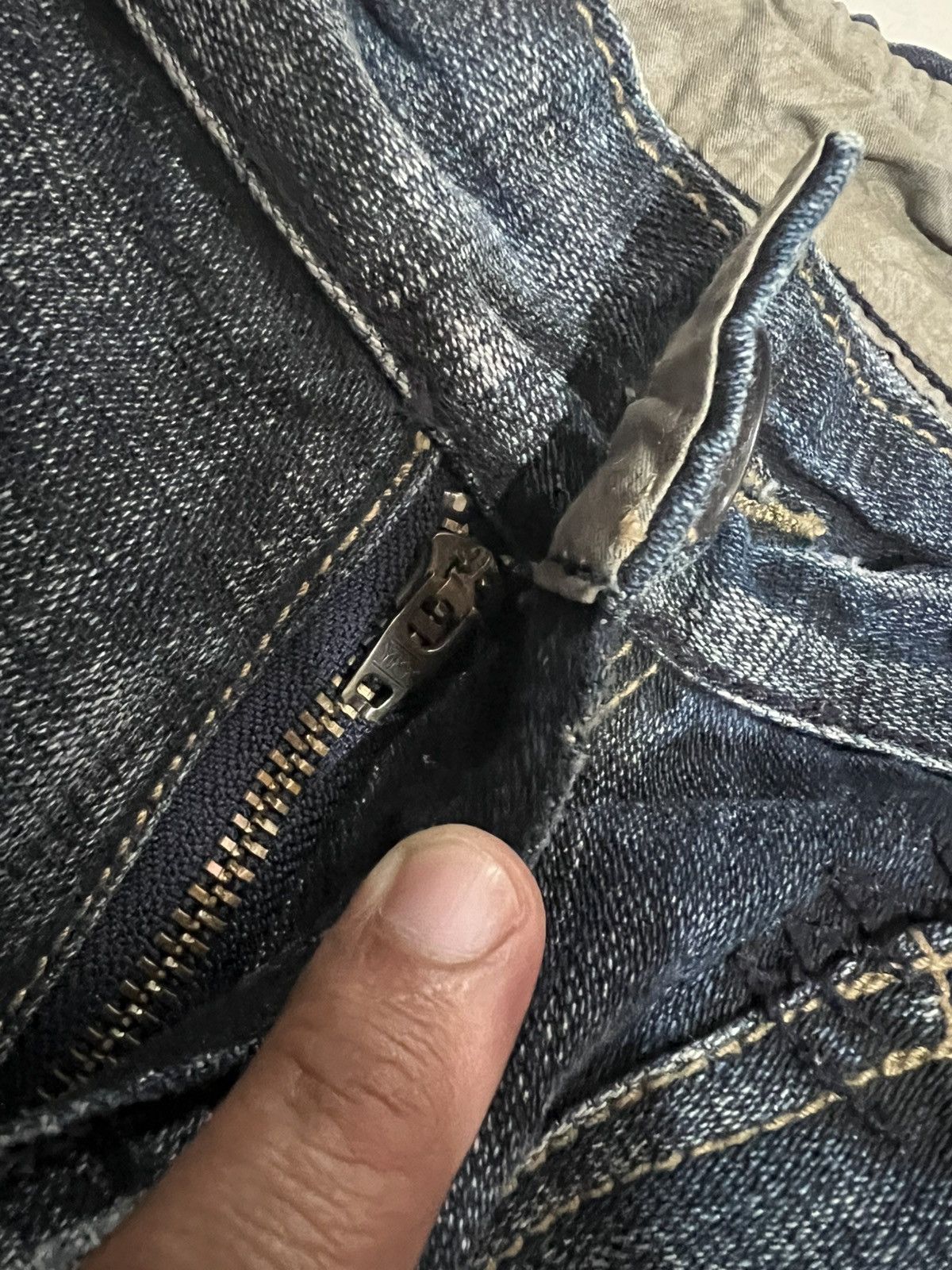 If Six Was Nine × Japanese Brand × Le Grande Bleu (L.G.B.) 🌈Flare 90’s style Tough Jean Smitth Distress Jean Size US 30 / EU 46 - 8 Thumbnail
