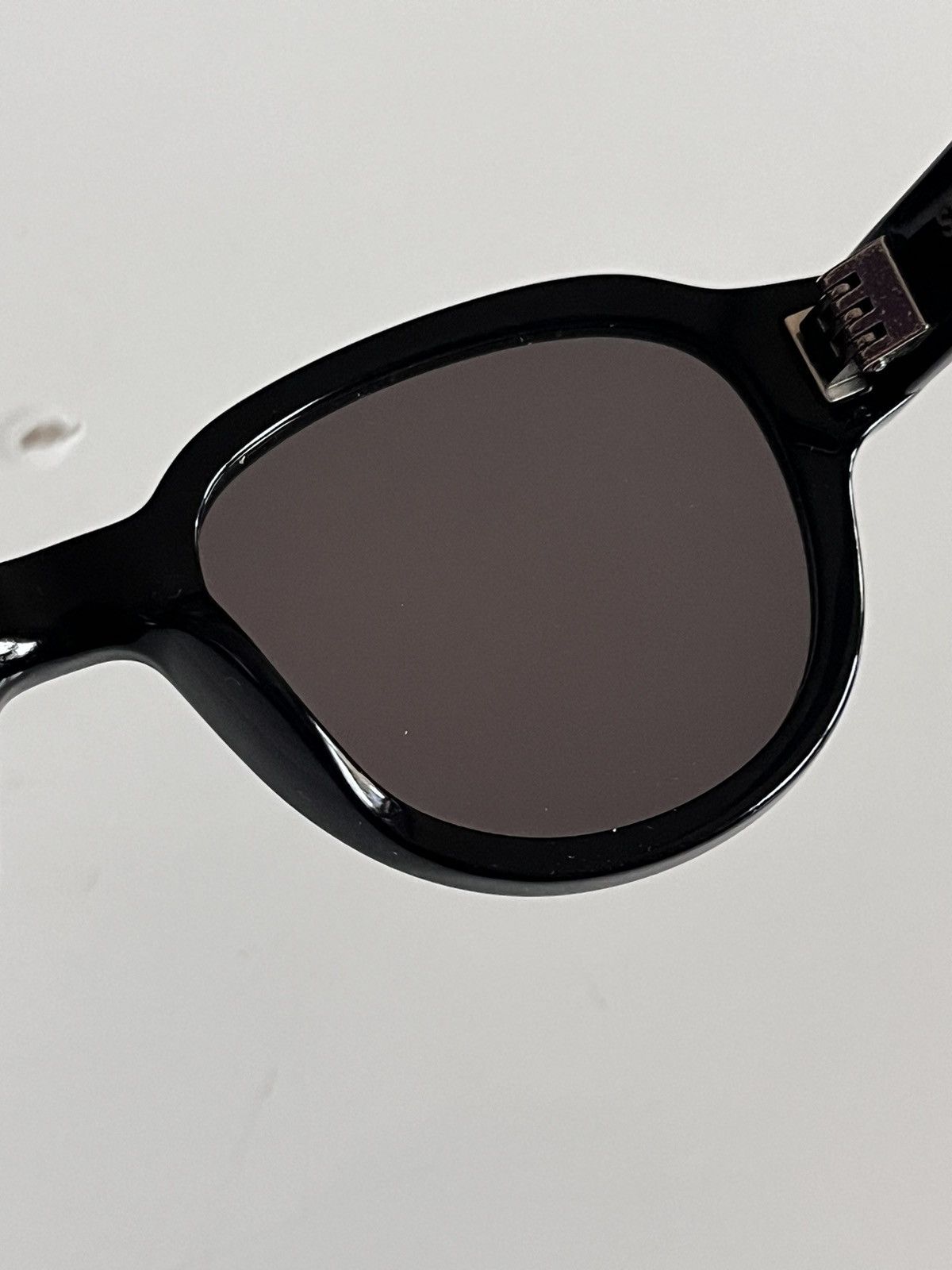 Yves Saint Laurent Saint Laurent sunglasses Size ONE SIZE - 9 Thumbnail