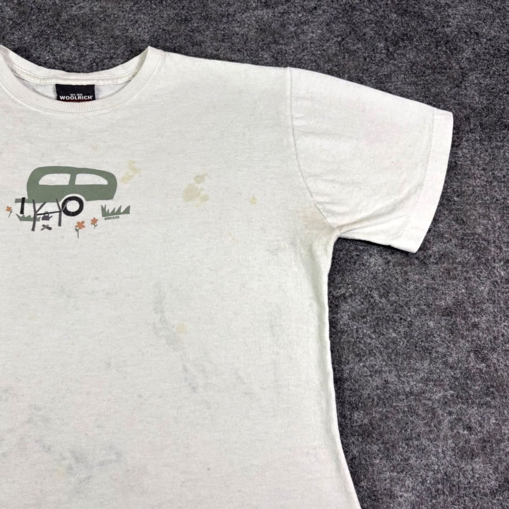 Vintage VINTAGE Woolrich Mens Graphic T-Shirt White Cotton Made in USA Size M Size US M / EU 48-50 / 2 - 6 Thumbnail