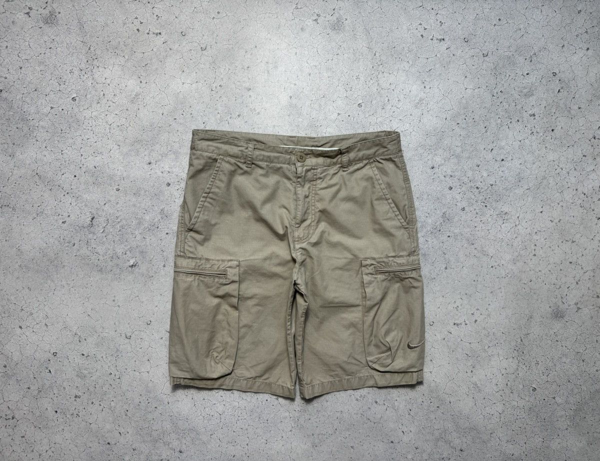 Nike × Nike ACG × Vintage Nike Vintage Cargo Shorts Drill Swoosh Size M Size US 32 / EU 48 - 1 Thumbnail