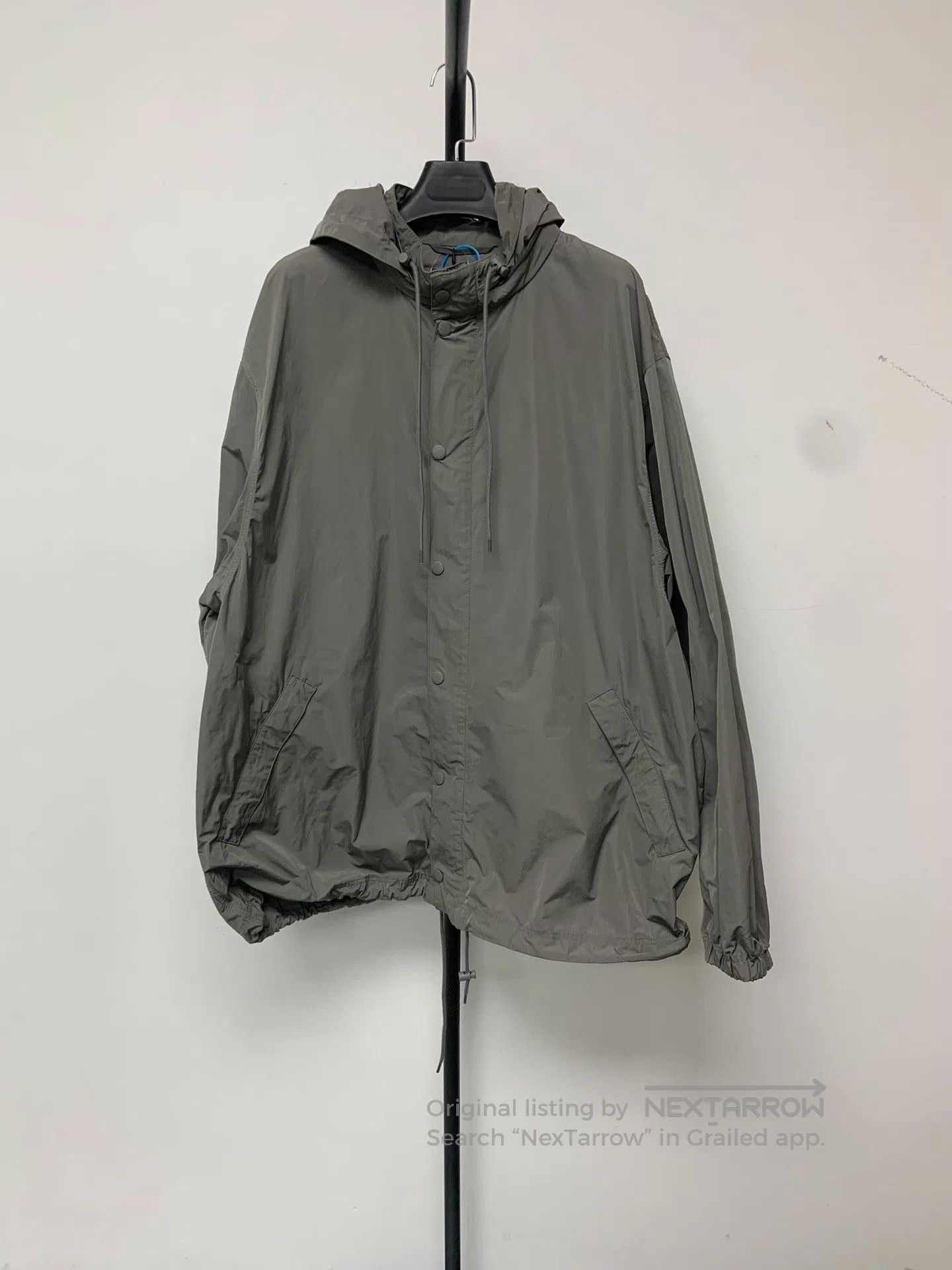 Balenciaga Balenciaga Logo Print Hooded Jacket. Size US S / EU 44-46 / 1 - 2 Thumbnail