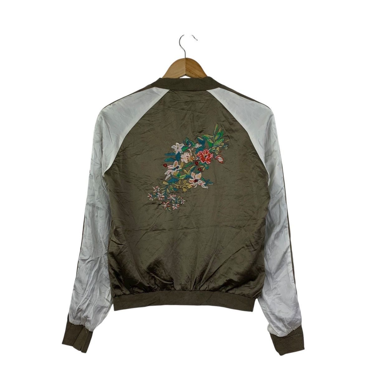 Only NY ONLY Floral Embroidered Satin Bomber Jacket Olive Green Size US S / EU 44-46 / 1 - 4 Thumbnail