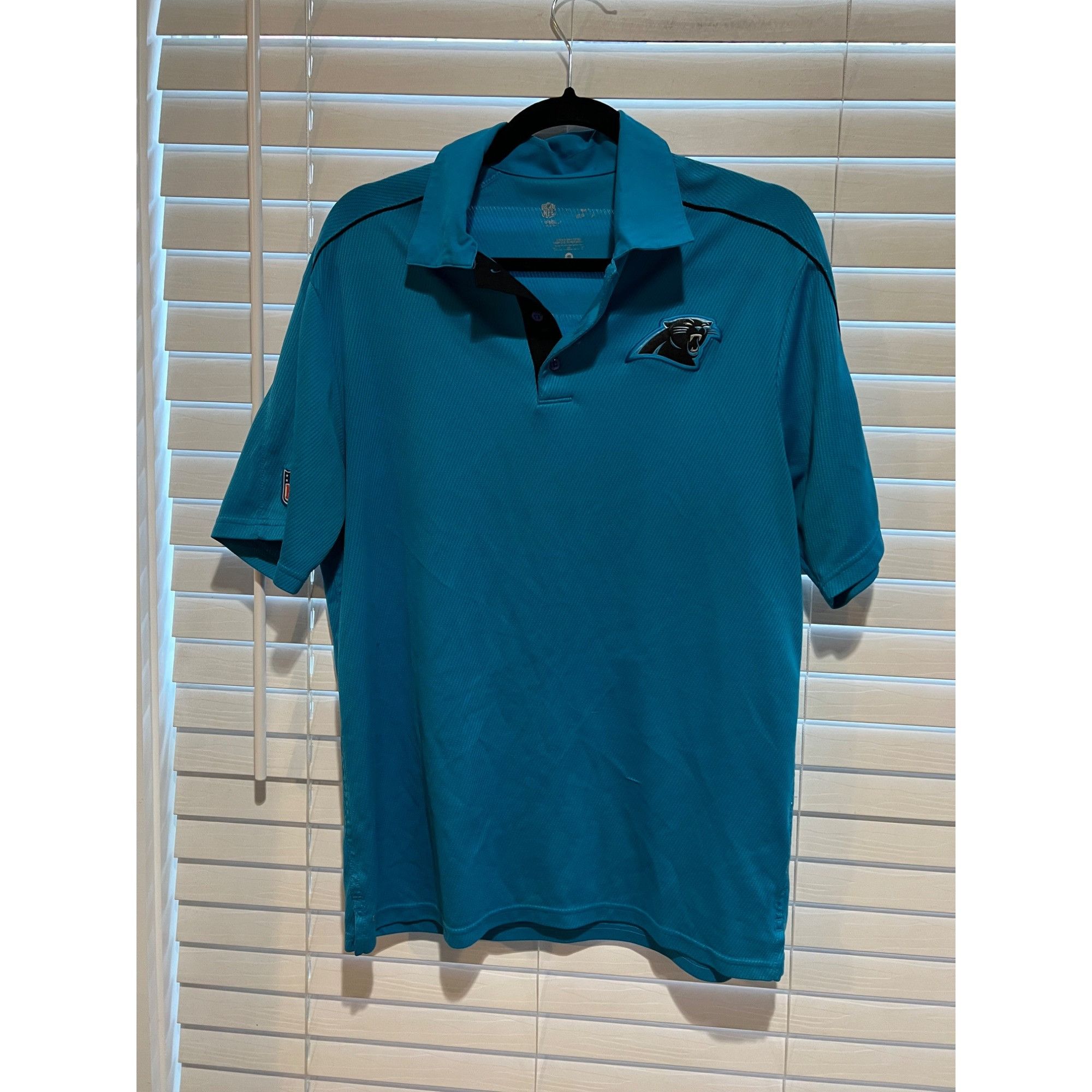 Nike Nike Carolina Panthers Polo Shirt Size M Size US M / EU 48-50 / 2 - 1 Thumbnail