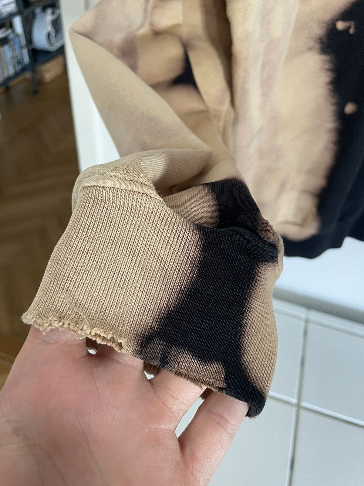Balenciaga Balenciaga Homme sweater Size US S / EU 44-46 / 1 - 4 Thumbnail
