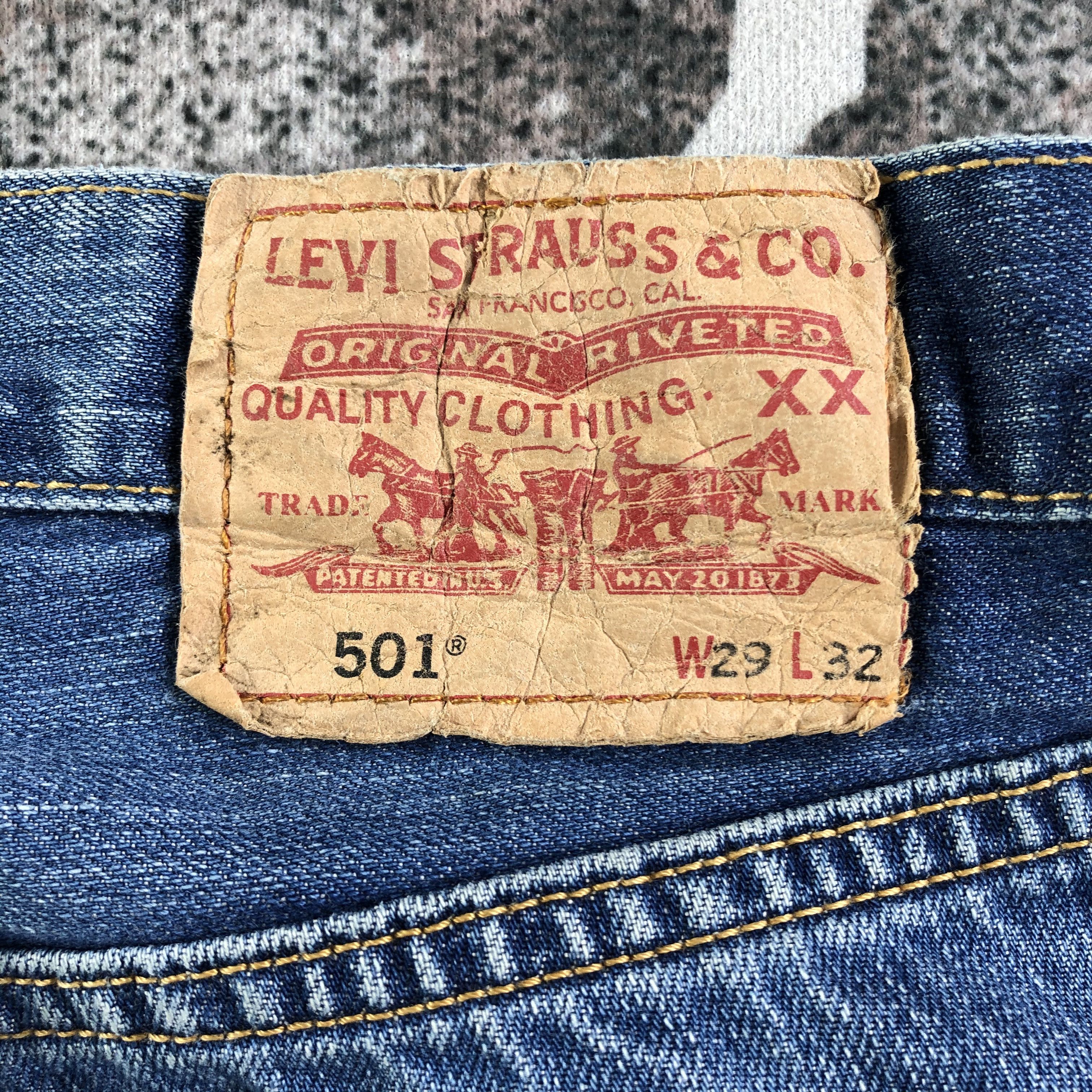 Levi's Vintage Levis 501 Jeans Faded Blue Denim KJ2262 Size US 28 / EU 44 - 5 Thumbnail