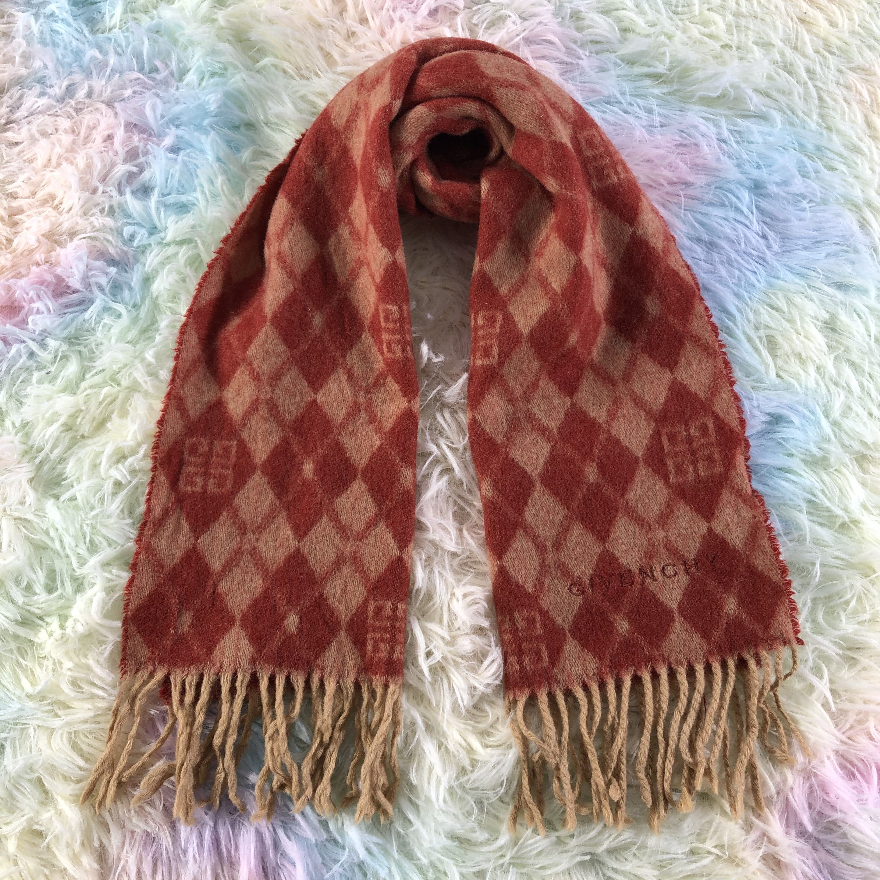 Vintage Givenchy Scarf / Muffler / Neckwear - KM325 Size ONE SIZE - 1 Thumbnail