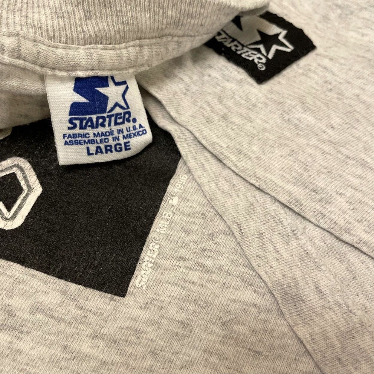 Starter VINTAGE 90s Starter Chicago White Sox MLB Shirt Mens L Gray Short Sleeve Shirt Size US L / EU 52-54 / 3 - 2 Thumbnail