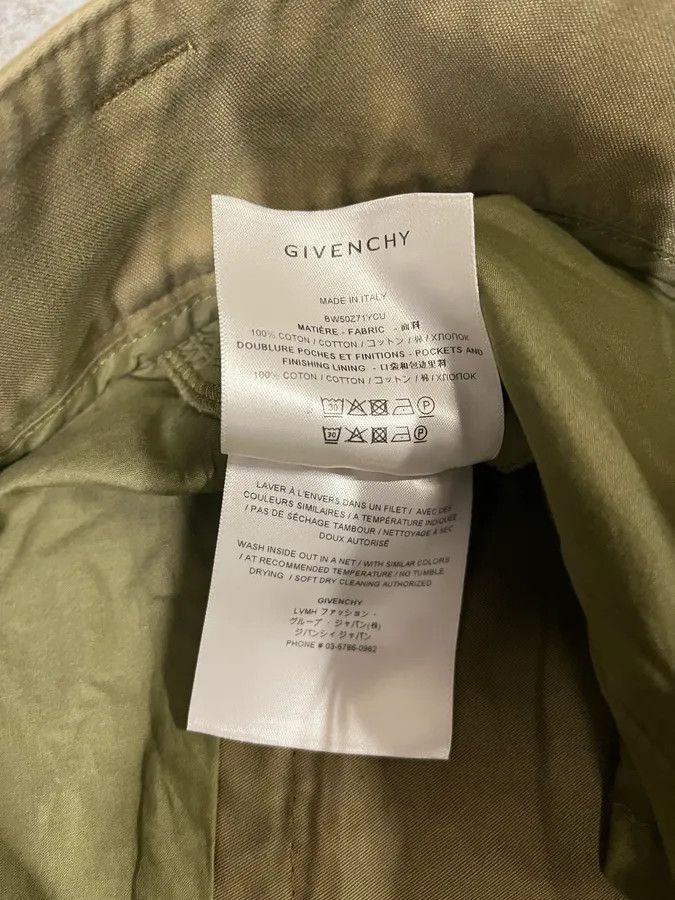 Givenchy × Vintage SS2023 Givenchy Olive Cargo Bermuda Shorts Size US 34 / EU 50 - 10 Thumbnail