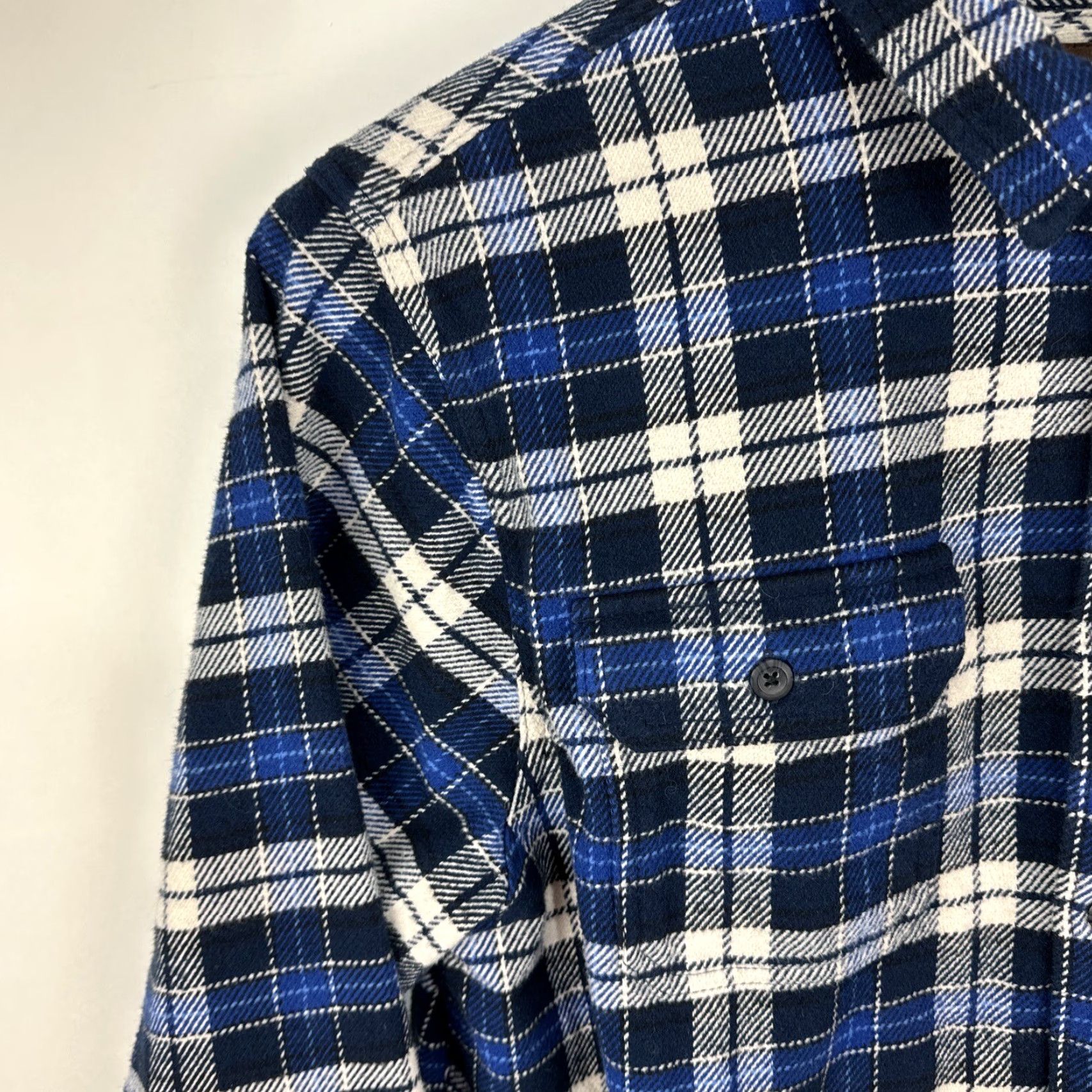 Orvis Orvis Mens XXL Blue White Plaid Thick Heavy Button Flannel Shacket Shirt Pockets Senior instruction Size US XXL / EU 58 / 5 - 5 Thumbnail