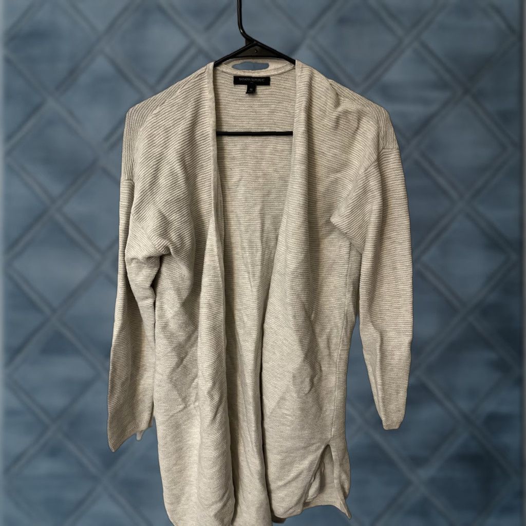 Banana Republic VINTAGE Banana Republic Women's Cardigan Sweater Knit Long Sleeve Gray Ribbed Casual Fall Spring M Size M / US 6-8 / IT 42-44 - 1 Thumbnail