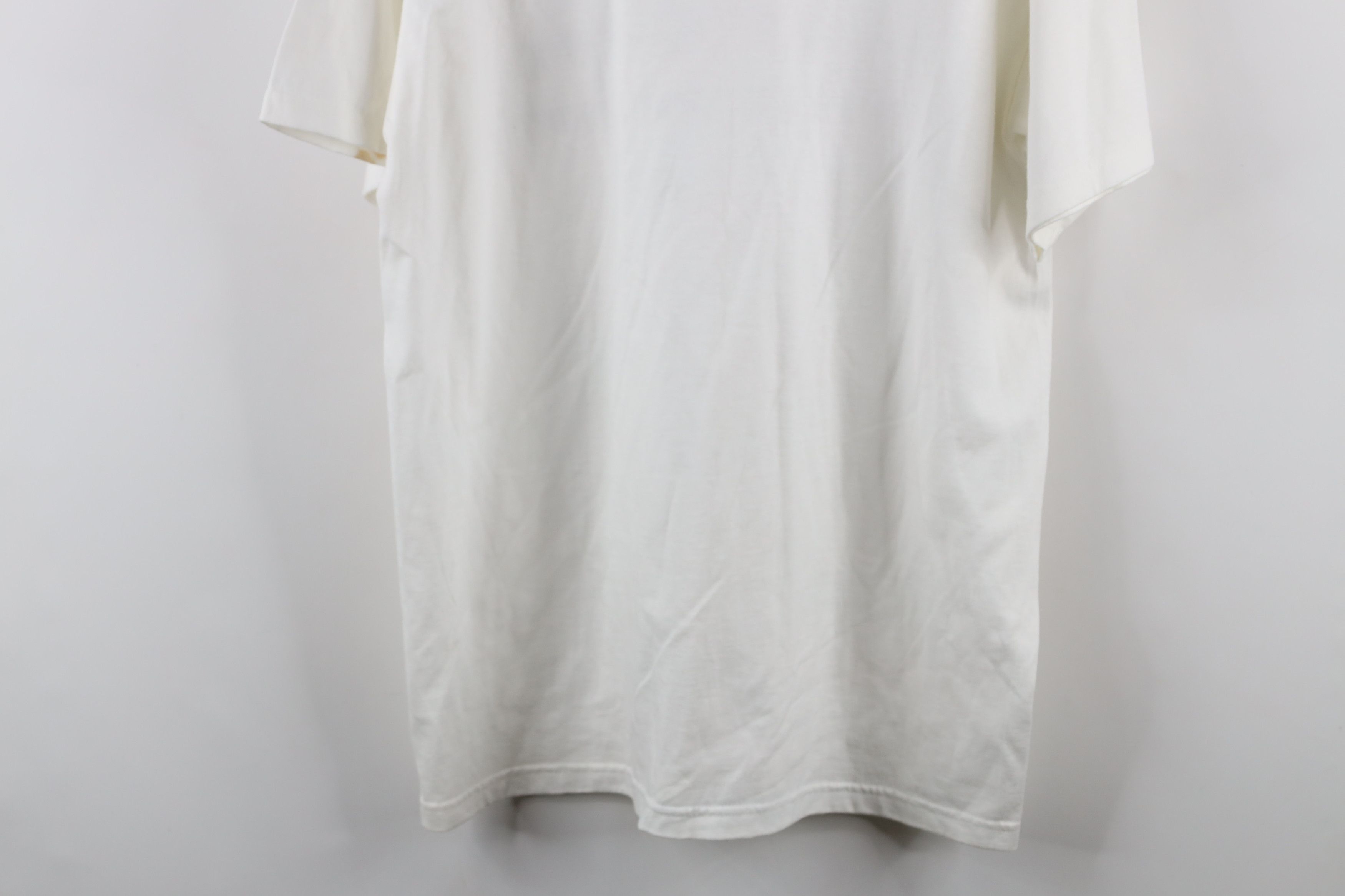 Vintage Deadstock Vintage Y2K 2008 Olympics One World T-Shirt Size US L / EU 52-54 / 3 - 14 Thumbnail