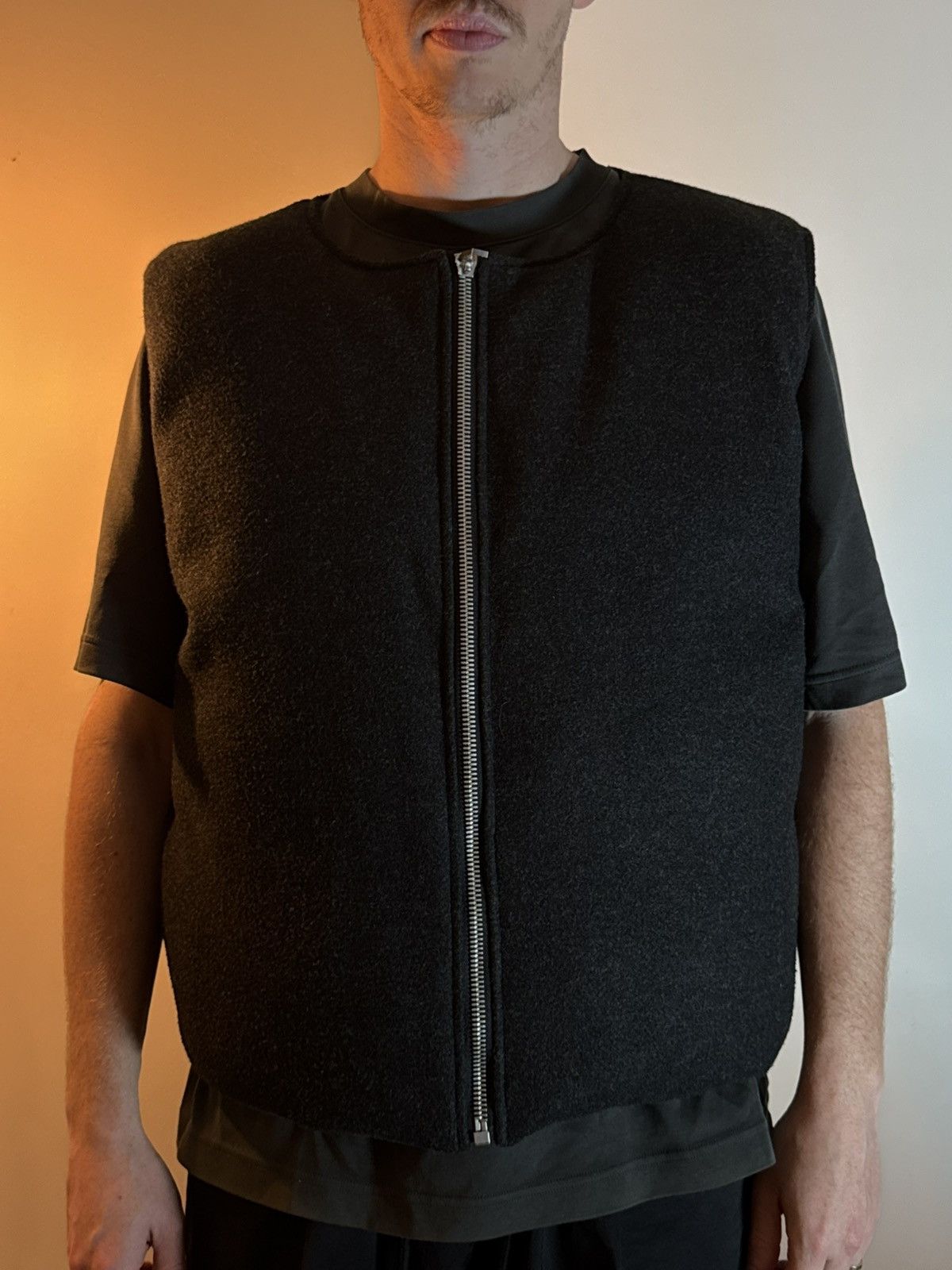 Arno De France Sleeveless puffer jacket Arnodefrance Size US L / EU 52-54 / 3 - 1 Thumbnail
