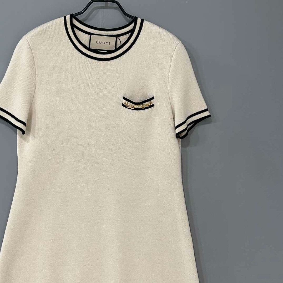 Gucci Gucci Beige T-Shirt M Women Size M / US 6-8 / IT 42-44 - 1 Thumbnail
