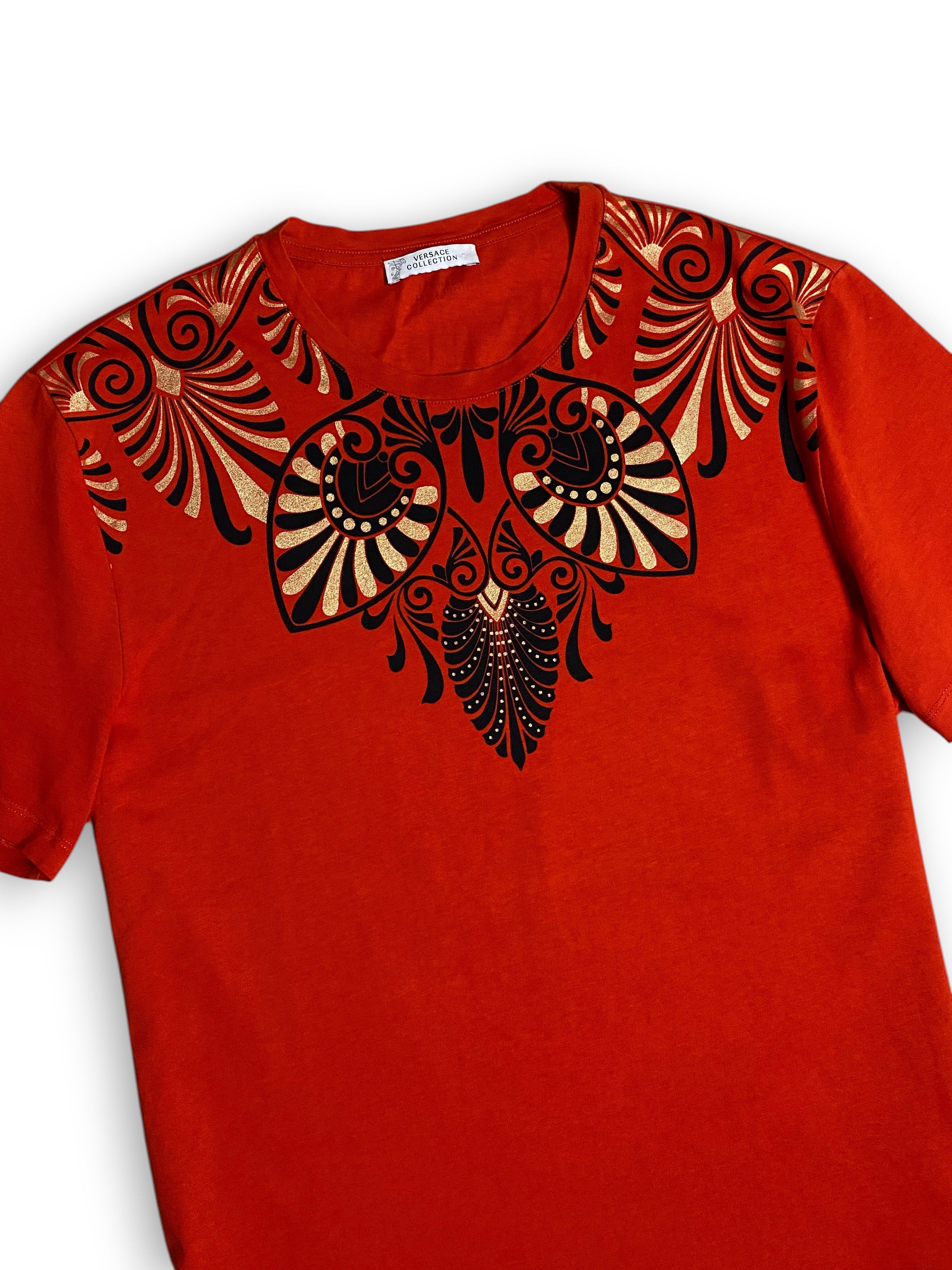 Versace Versace Red Gold Baroque Graphic Print Cotton T Shirt Tee Size US M / EU 48-50 / 2 - 5 Thumbnail