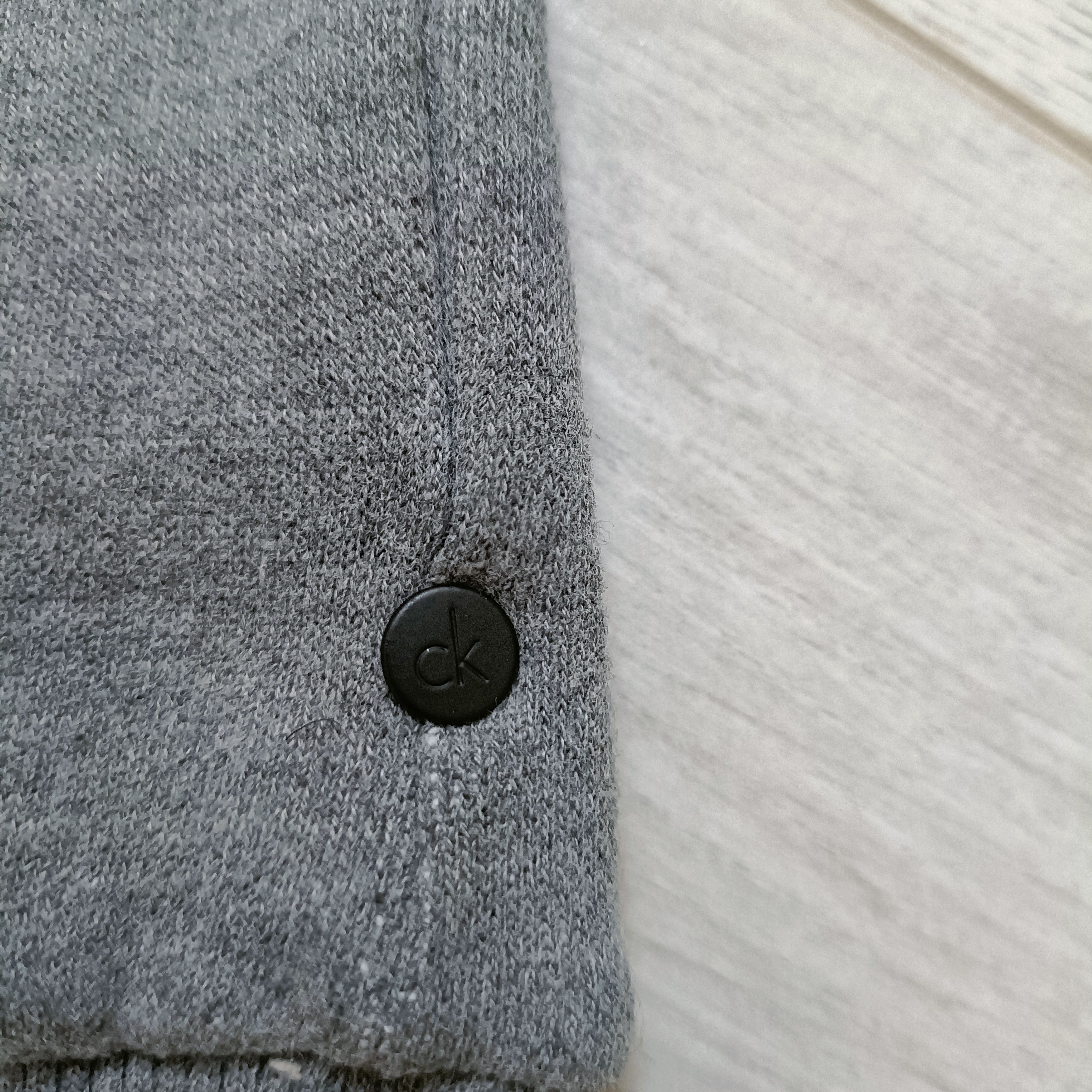 Calvin Klein Gray Cotton Sweatshirt ! Size US M / EU 48-50 / 2 - 5 Thumbnail
