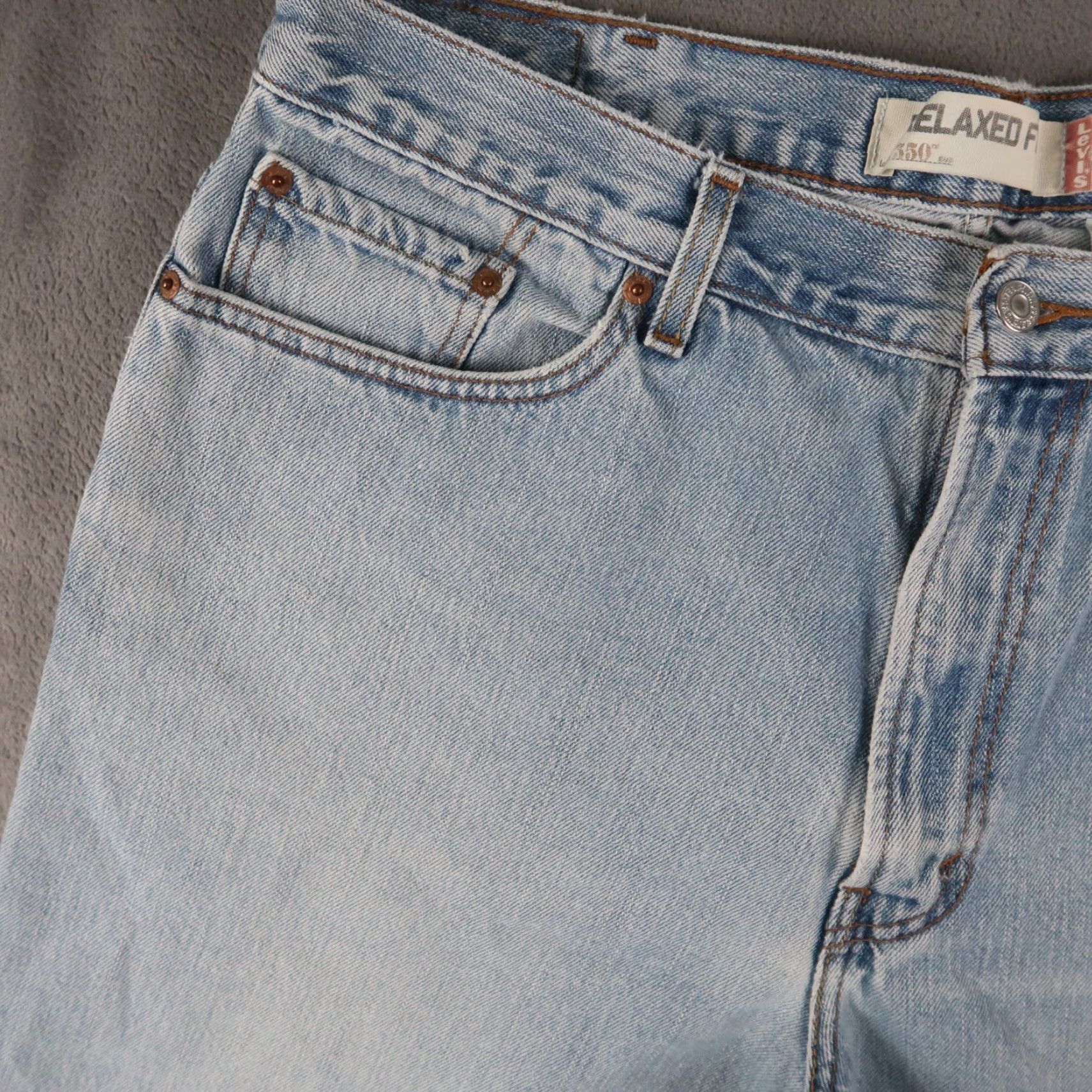 Levi's VINTAGE Levi's 550 Jeans Blue 40x32 Relaxed Fit Denim 5-Pocket Mens" Size US 40 / EU 56 - 6 Thumbnail