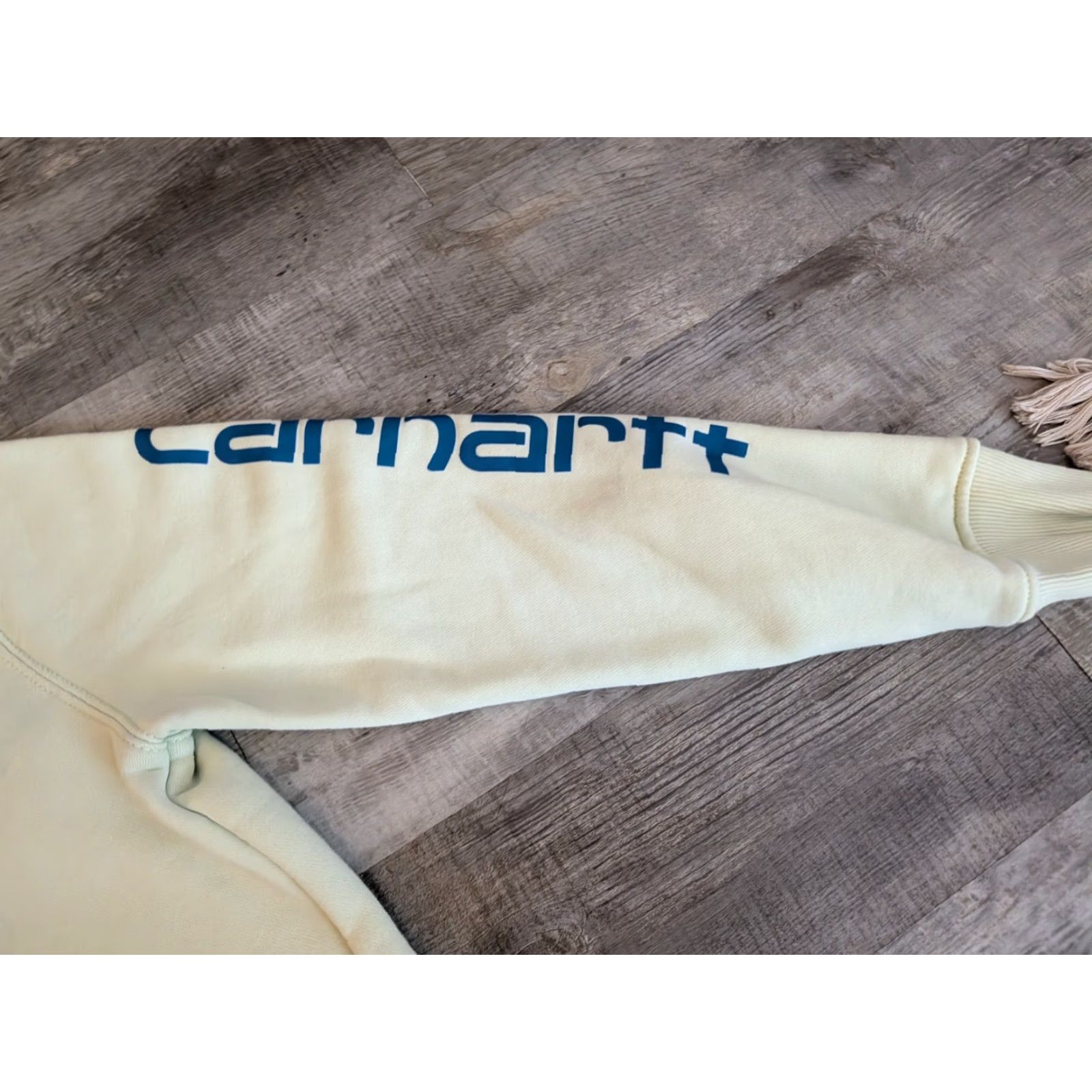 Carhartt VINTAGE? No, not vintage. Carhartt Midweight Hoodie Women's Small Light Green Fleece Relaxed Fit 102791 Size S / US 4 / IT 40 - 7 Thumbnail