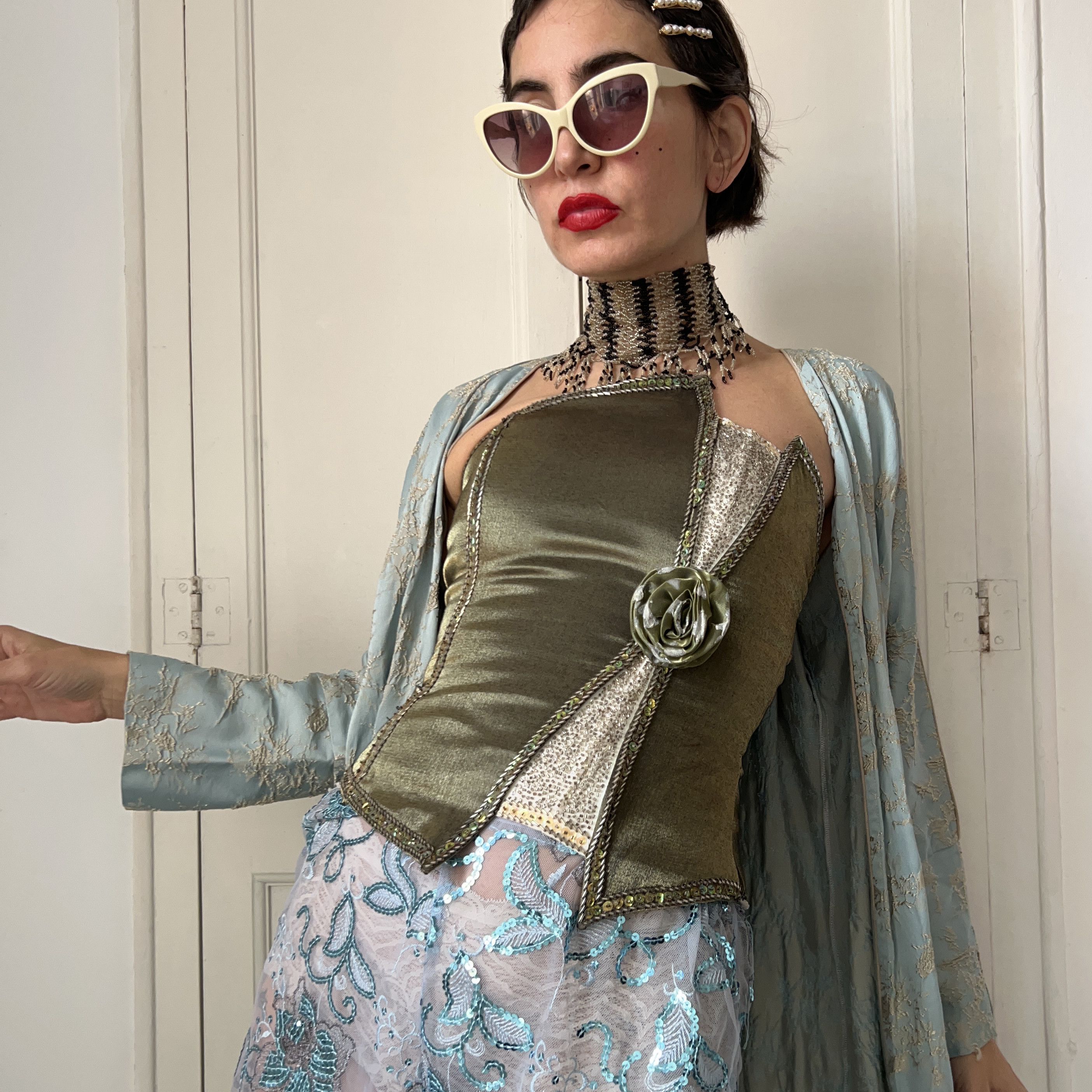 Handmade Vintage 90s satin green beaded embroidered corset top Size S / US 4 / IT 40 - 1 Thumbnail