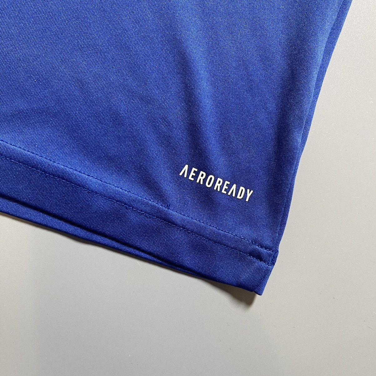 Adidas × Vintage LEEDS ADIDAS 2021/2022 FOOTBALL TRAINING JERSEY Size US M / EU 48-50 / 2 - 7 Thumbnail