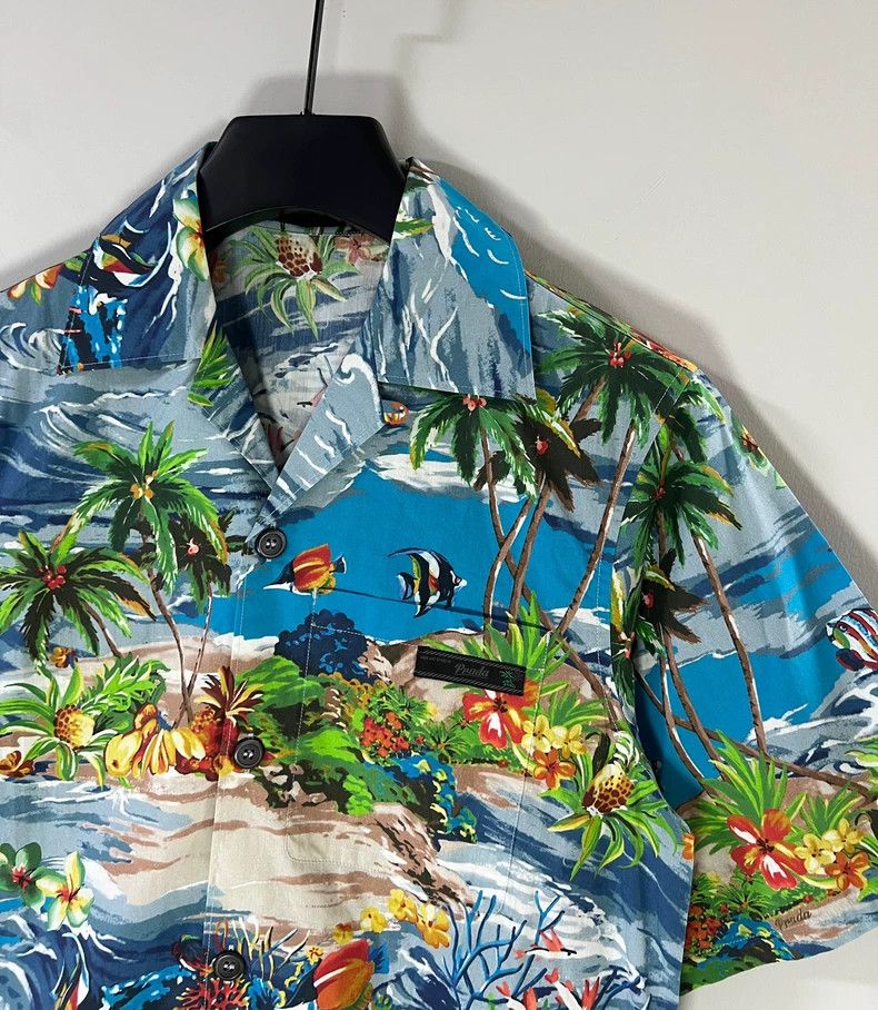 Prada Prada Short-sleeved T-shirt 2501-Nextarrow Size US XS / EU 42 / 0 - 4 Thumbnail