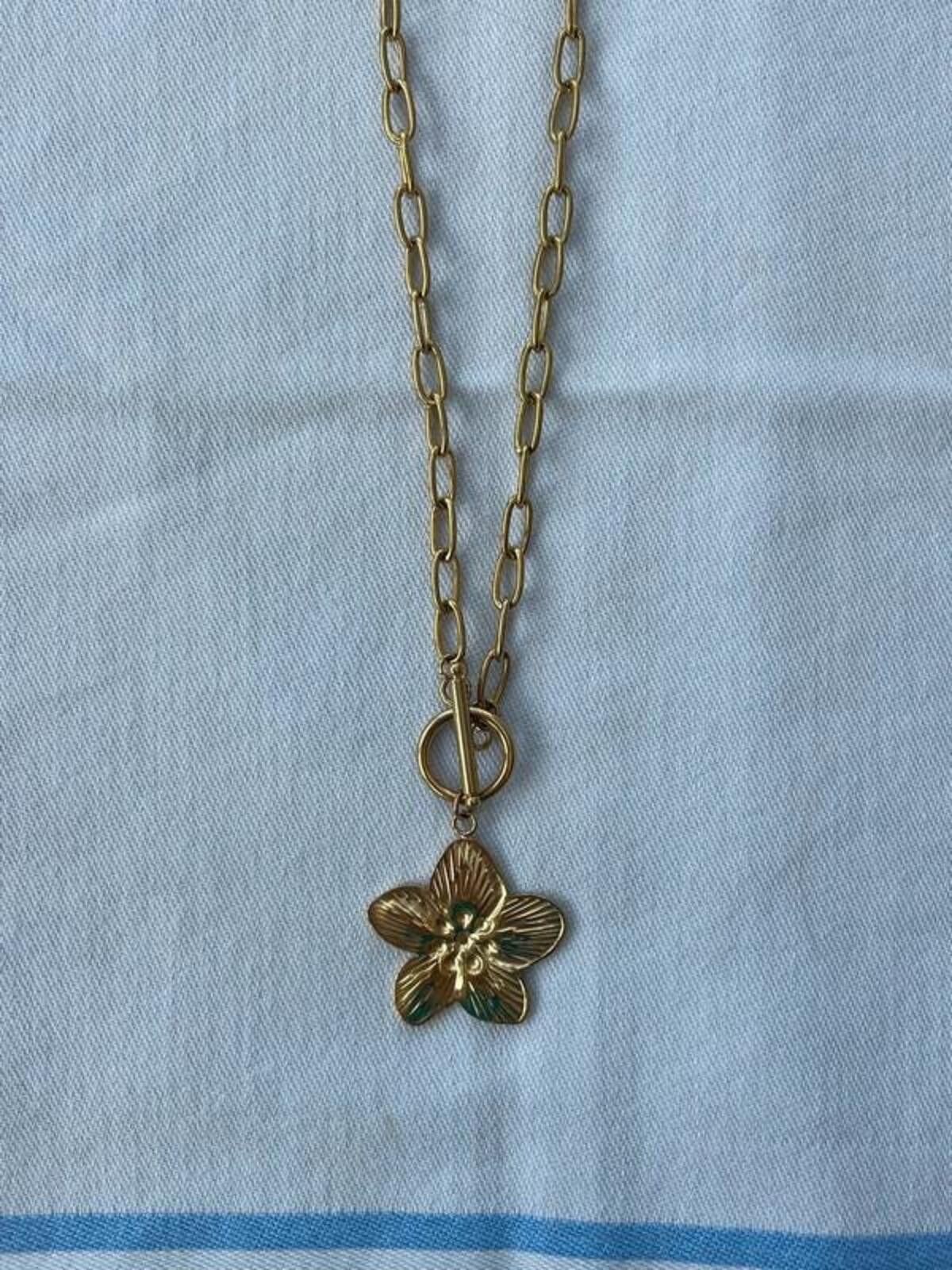Other Gold plated floral pendant flower necklace Size ONE SIZE - 3 Thumbnail