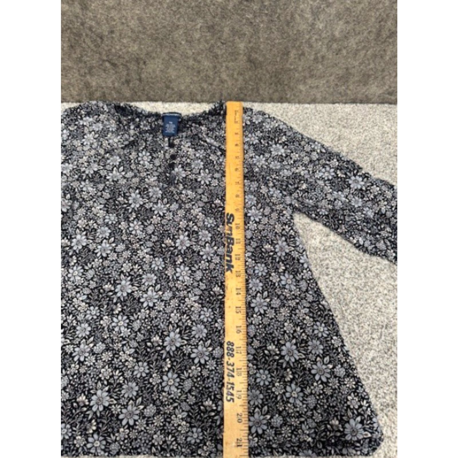 Architect Architect Blouse Womens Petite Medium Floral Black Rayon Grunge Whimsigoth Y2K/Pullover, Casual Travel, Lightweight, Flower, 2000s, Petites, Basic Size M / US 6-8 / IT 42-44 - 6 Thumbnail