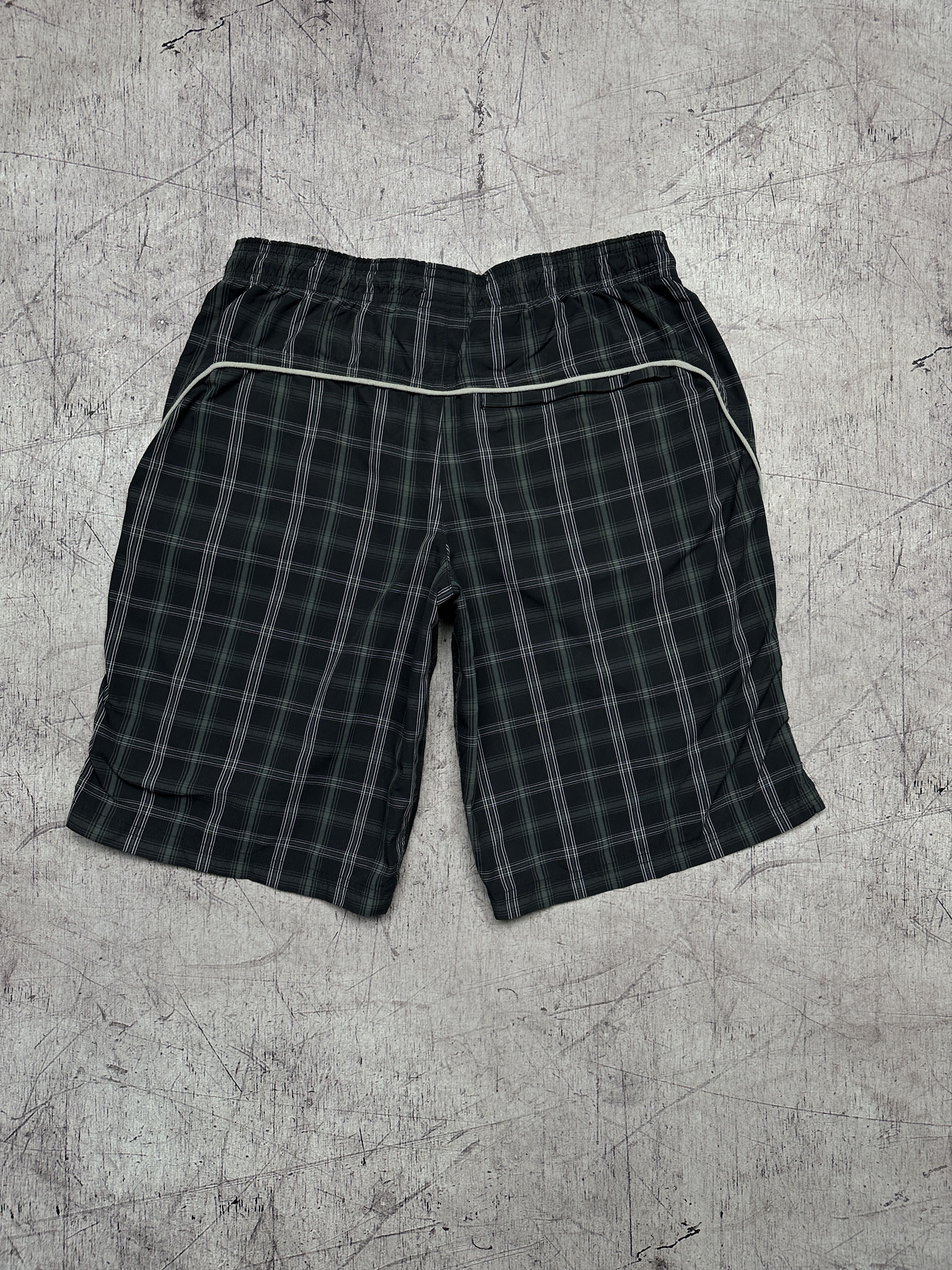 Nike Nike Mens Nylon Shorts Size US 30 / EU 46 - 9 Thumbnail