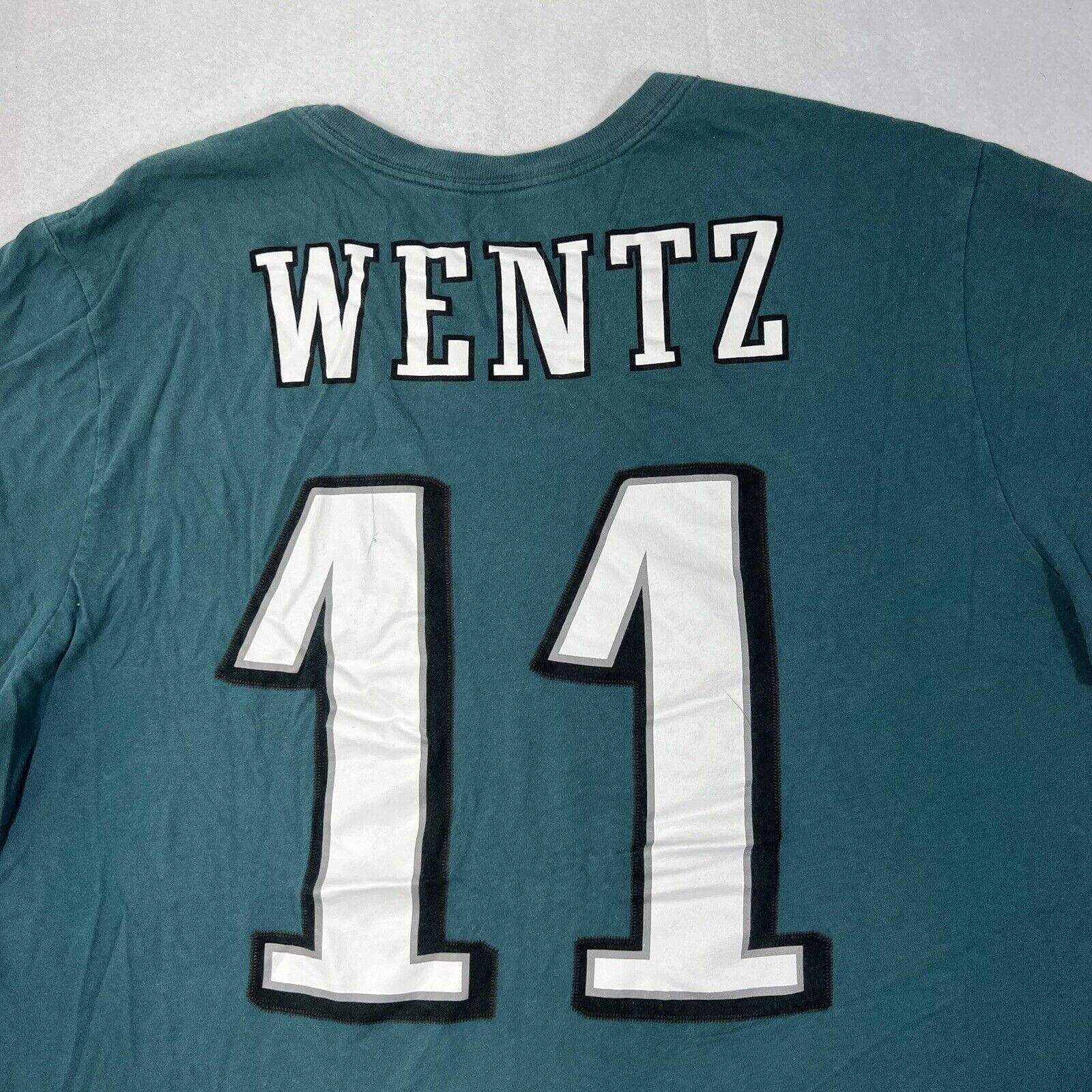 Nike Nike NFL Philadelphia Eagles Tee #11 Carson Wentz T Shirt Size US XL / EU 56 / 4 - 9 Thumbnail