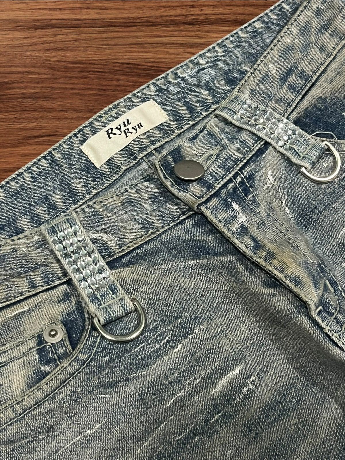 Japanese Brand Vintage Japanese Brand Ryu Ryu Waxed Distressed Flare Jeans Size 28" / US 6 / IT 42 - 6 Thumbnail