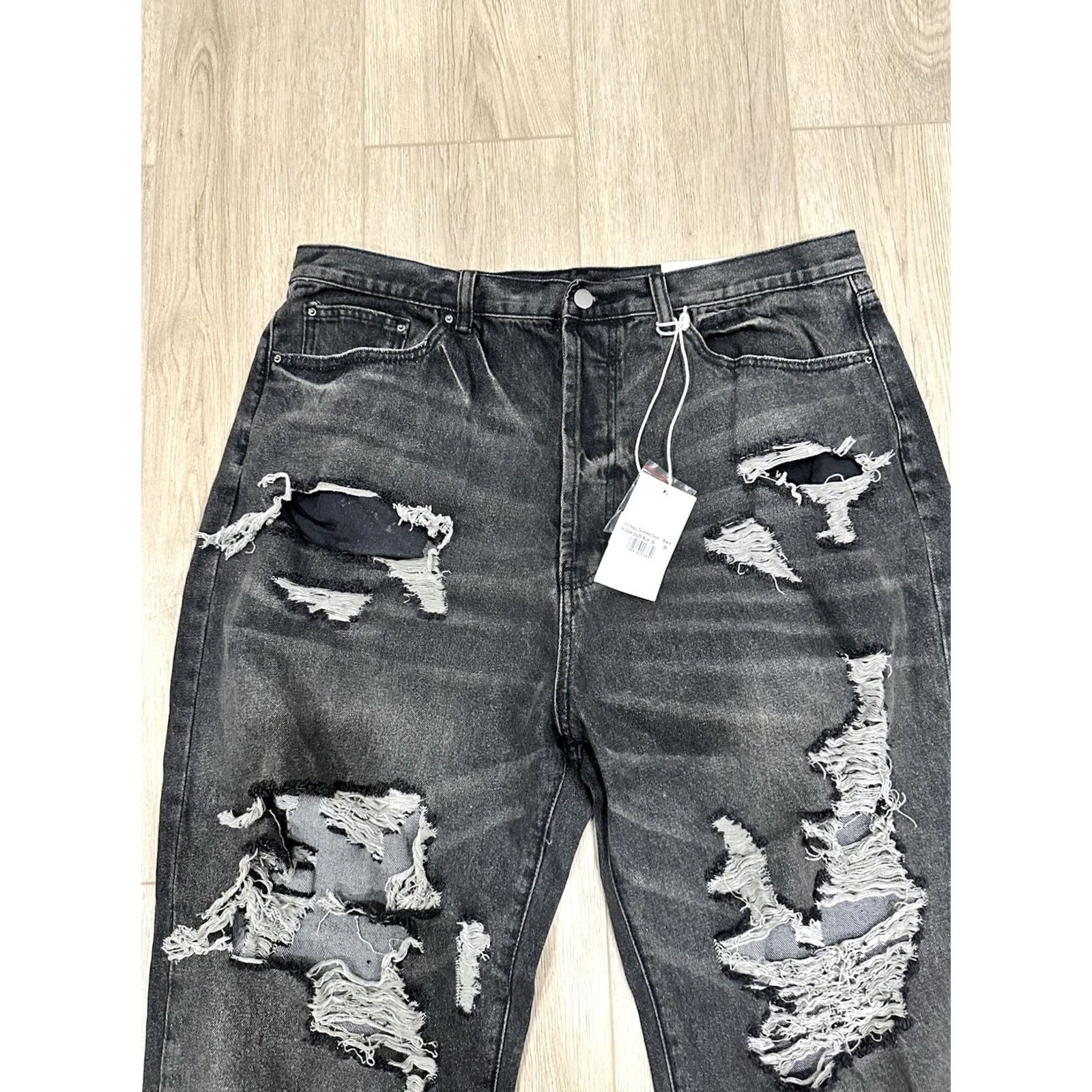 MNML MNML Men's Denim Jeans Baggy Black 38x33 Shirt? Pants? No, Use Jeans. 38x33 MNML Baggy Denim casual Mens Black NWT ULtra Decimated? Size US 38 / EU 54 - 4 Thumbnail